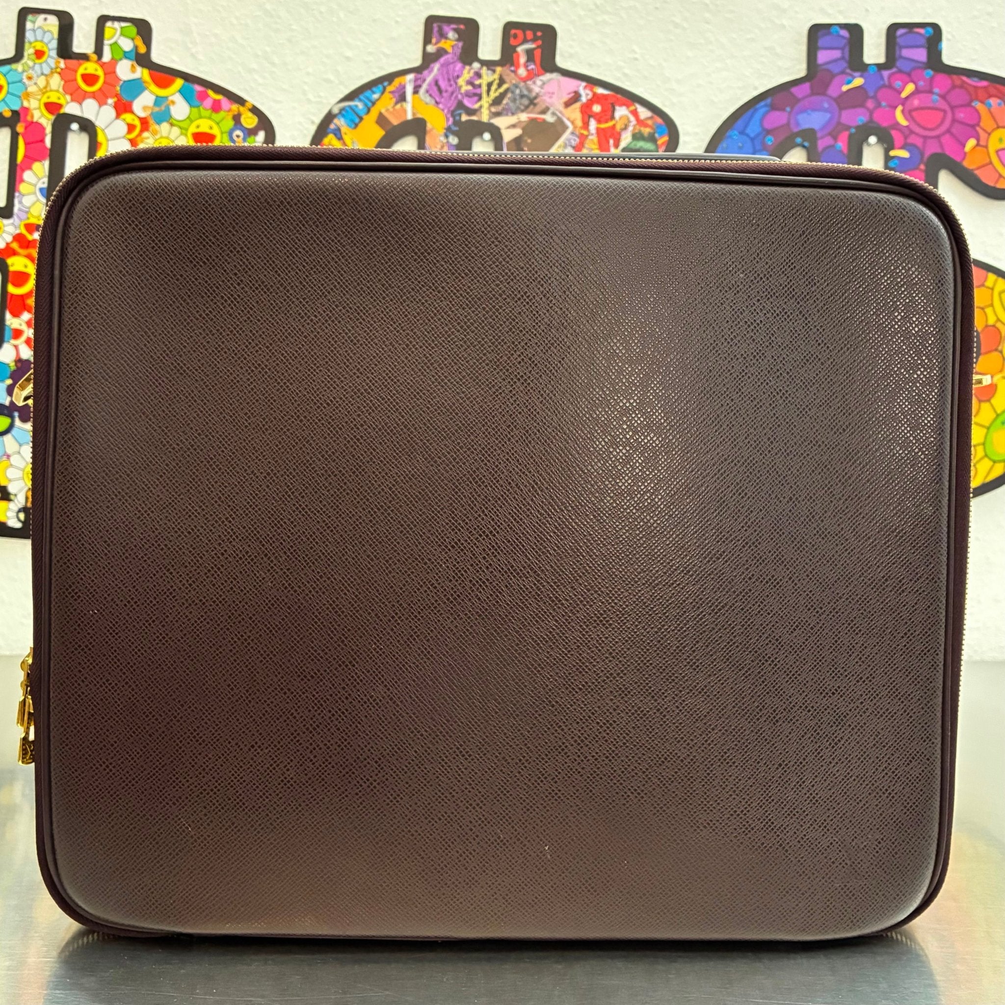 Louis Vuitton Porte Ordinateur Taiga