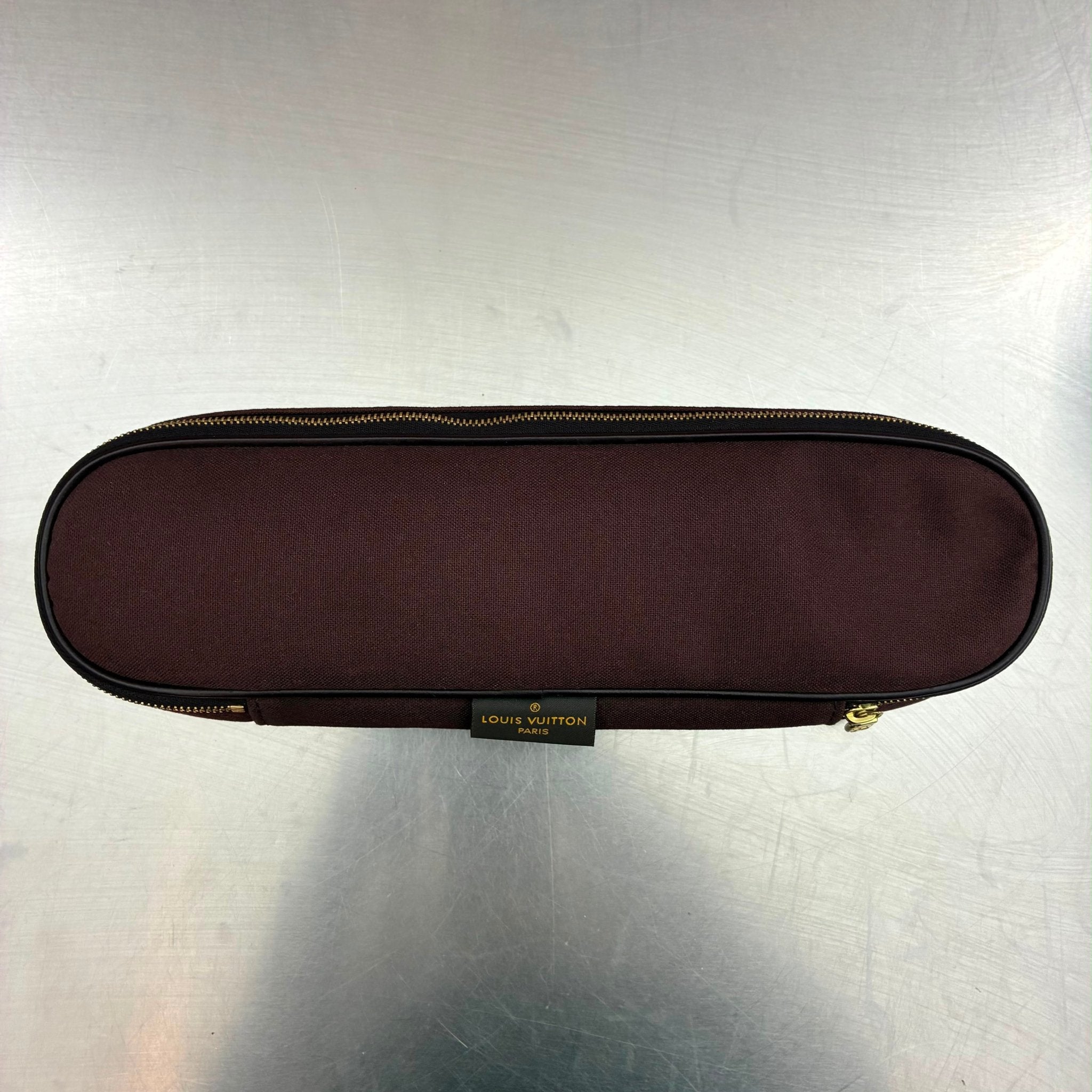 Louis Vuitton Porte Ordinateur Taiga