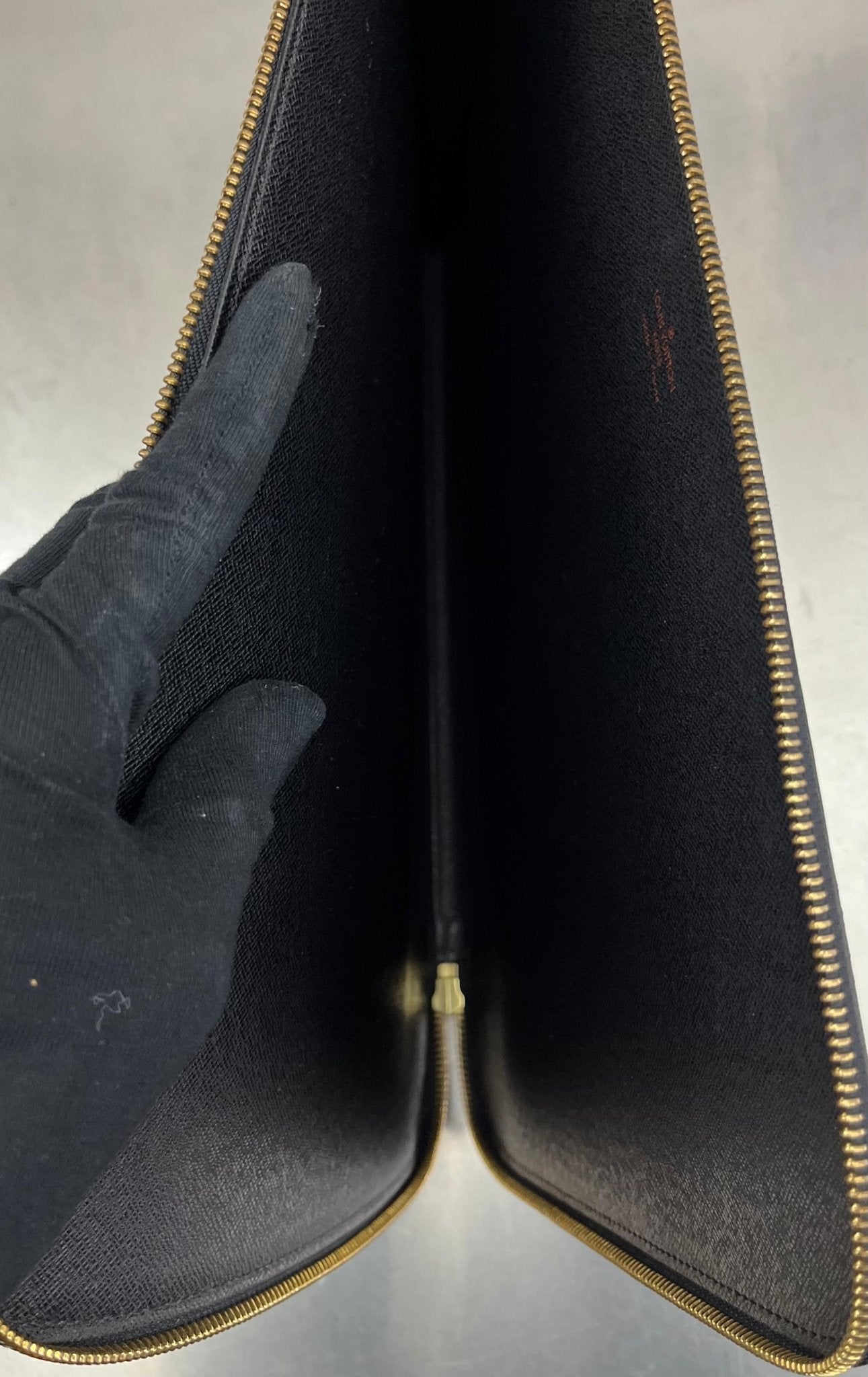 Louis Vuitton Posh Document EPI GM