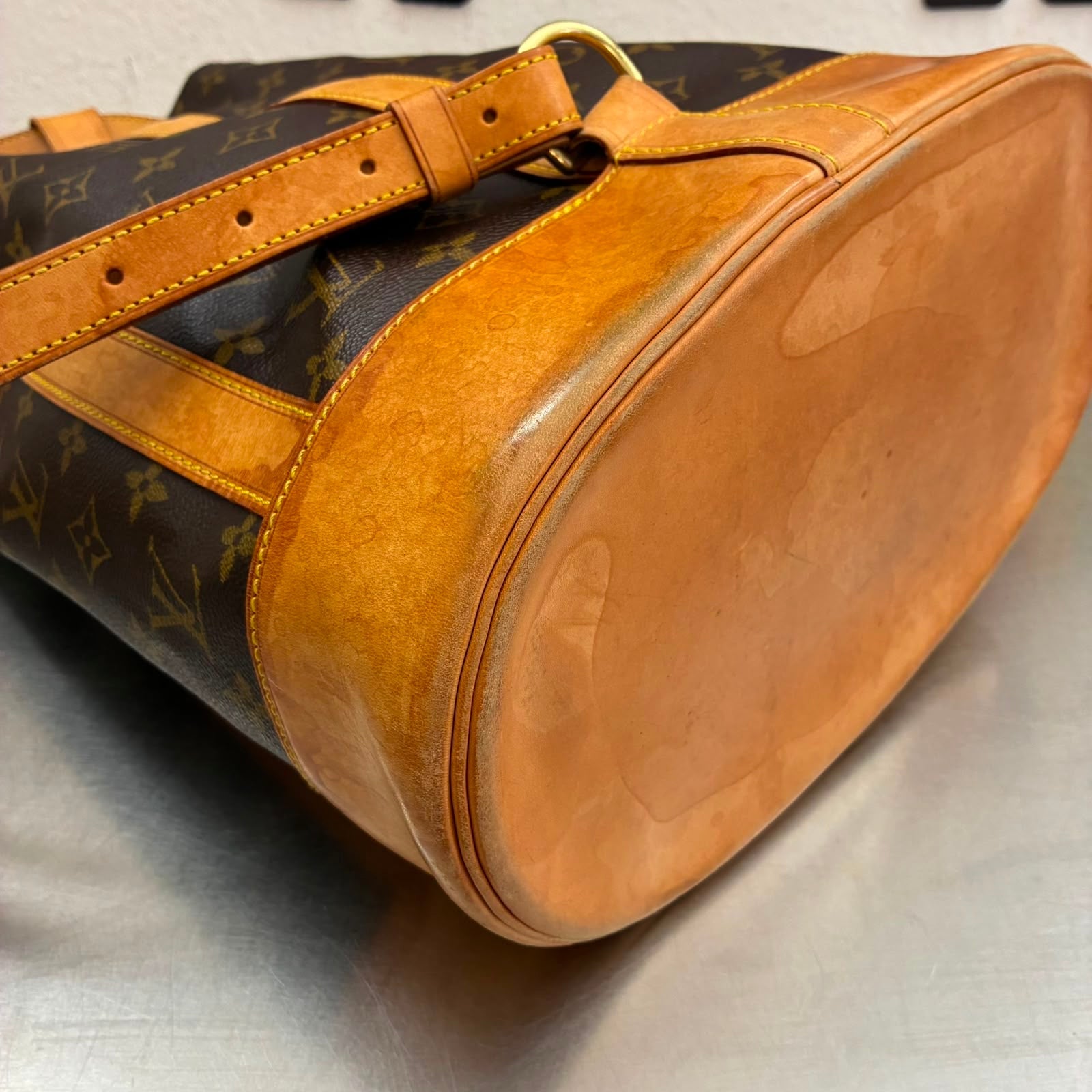 Louis Vuitton Randonnee PM M42243