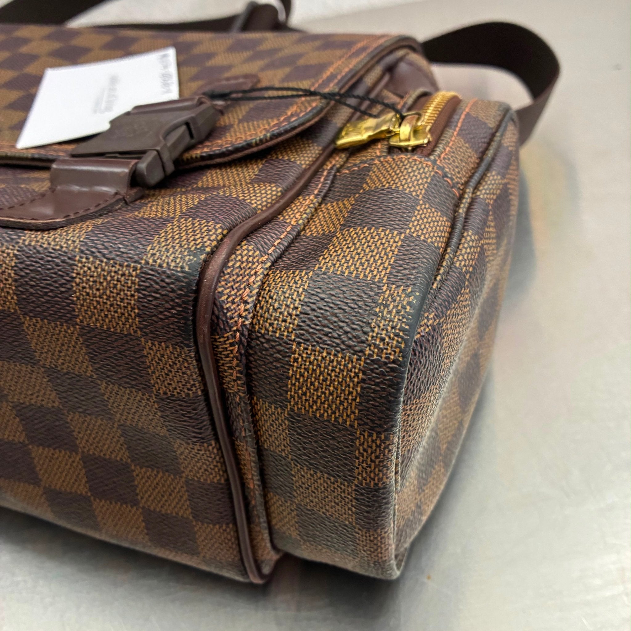 Louis Vuitton Reporter Melville Damier Ebene