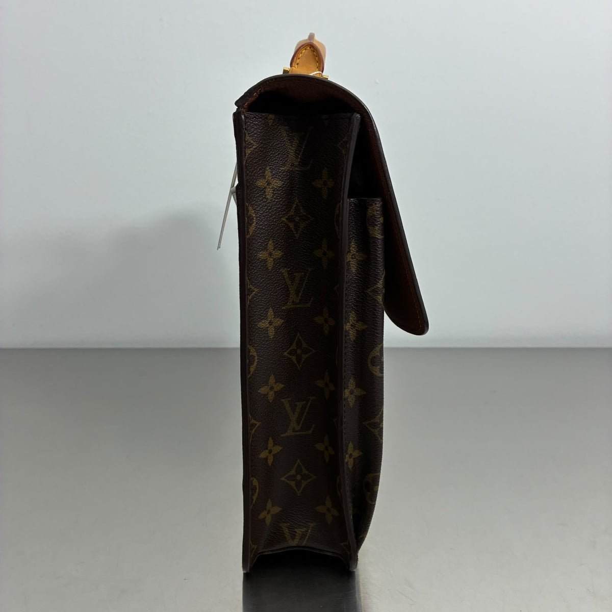 Louis Vuitton Robusto I Monogram
