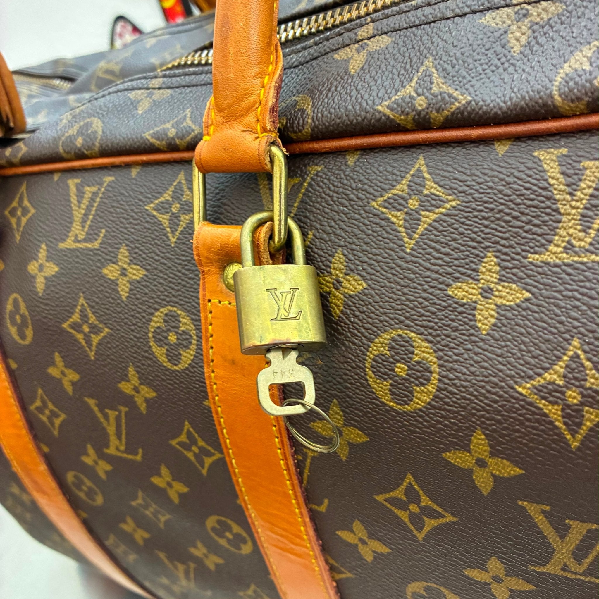 Louis Vuitton Sac à deux Poche mit Kleiderbügel Monogram von 1987