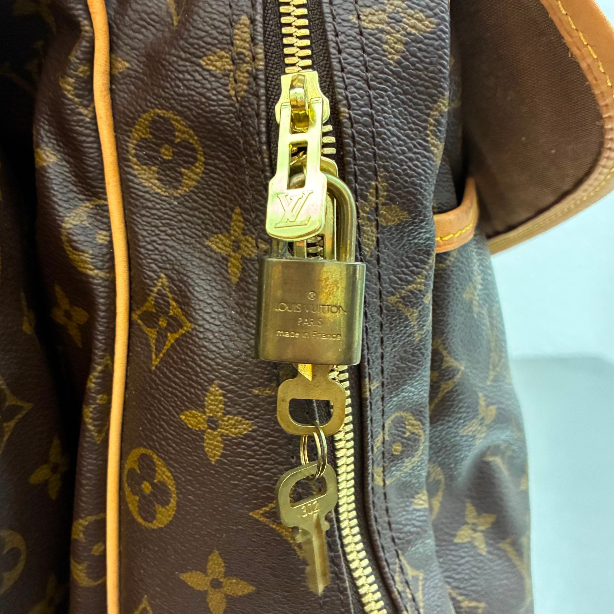 Louis Vuitton Sac Chasse Monogram