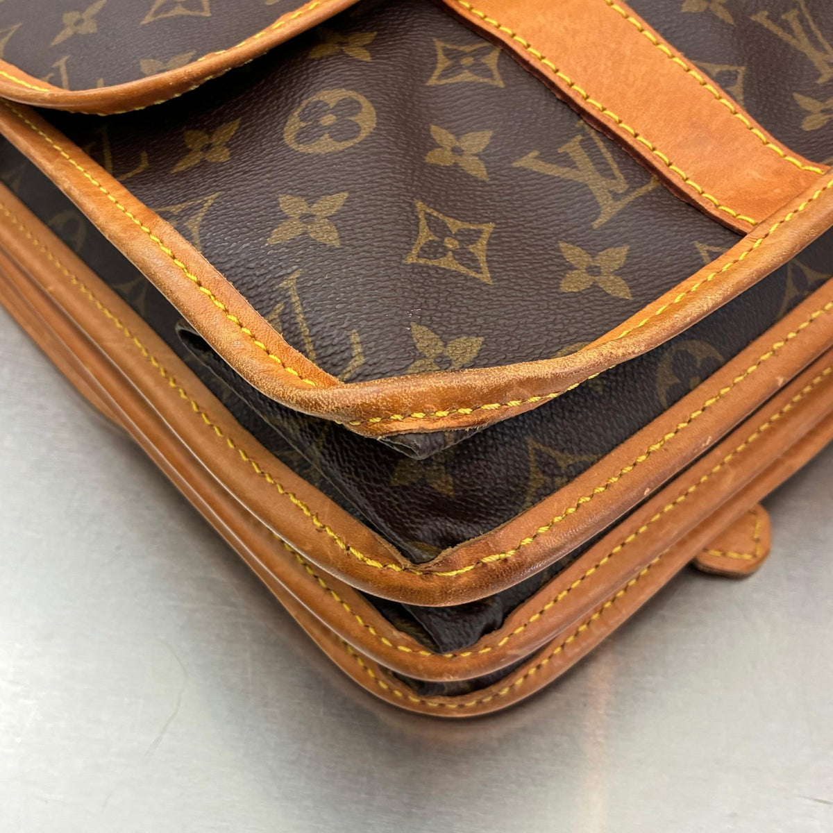 Louis Vuitton Sac de Chasse Monogam von 1991