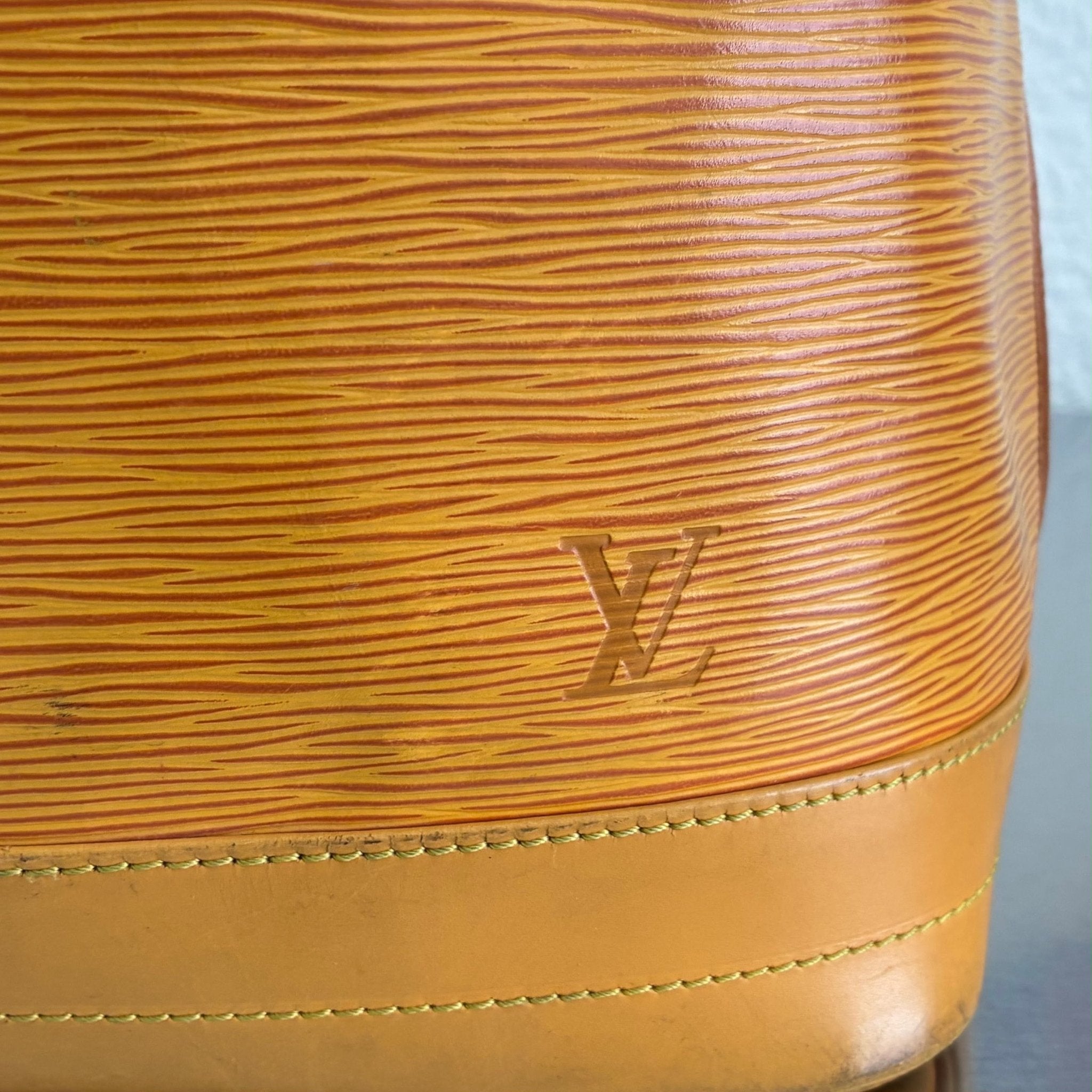 Louis Vuitton Sac Noé Grande Epi