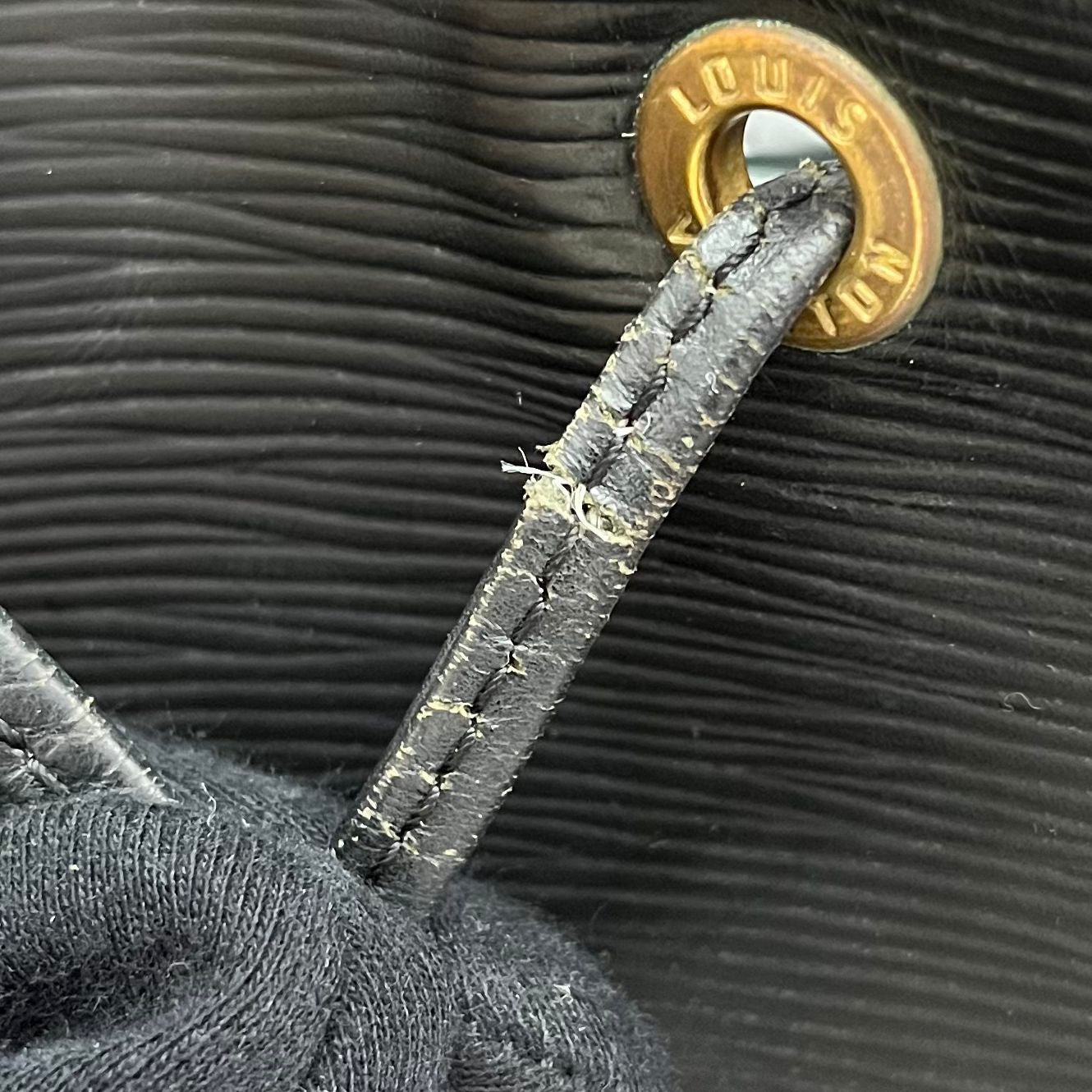 Louis Vuitton Sac Noé Grande Epi