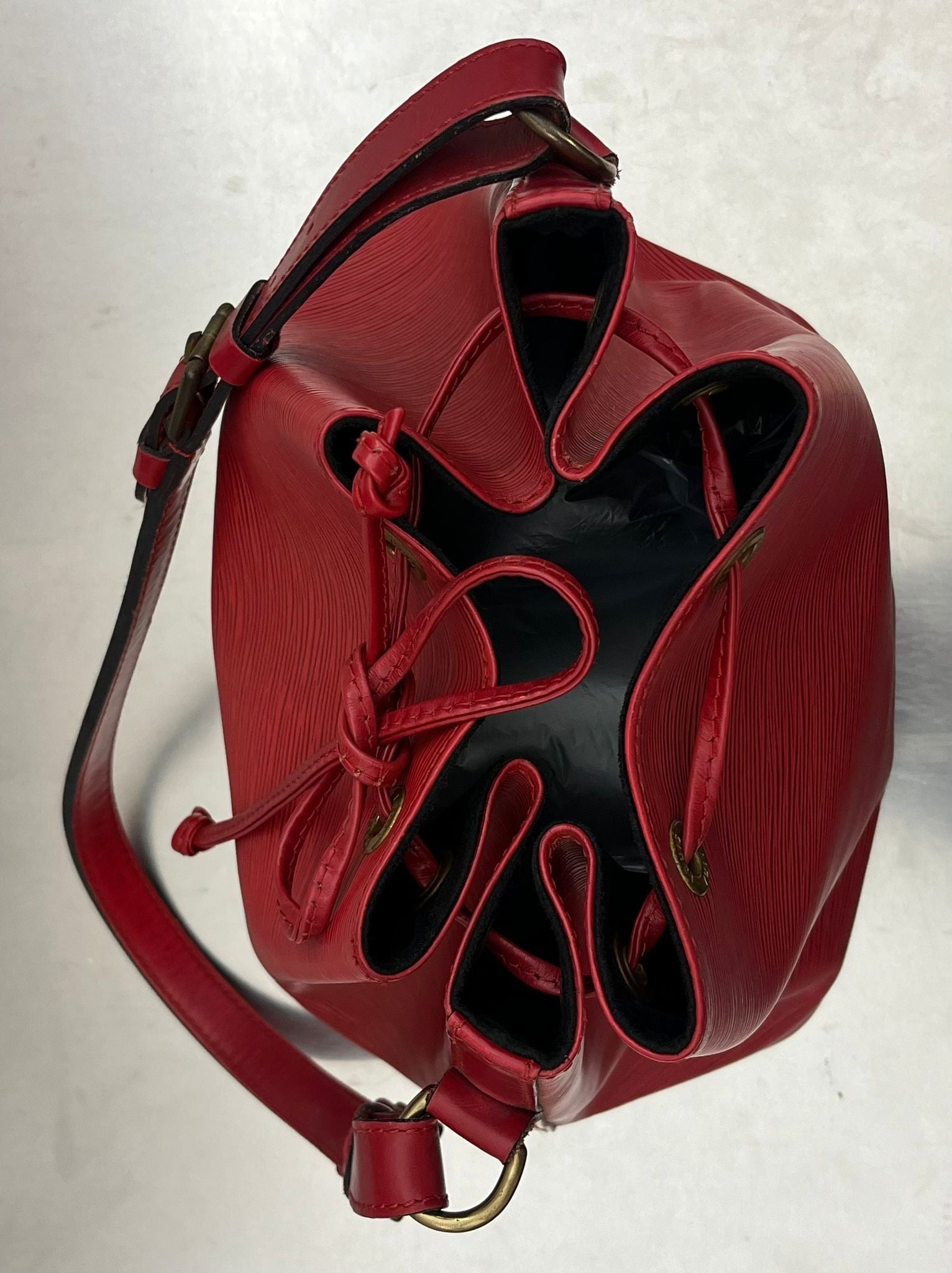 Louis Vuitton Sac Noé Petit EPI