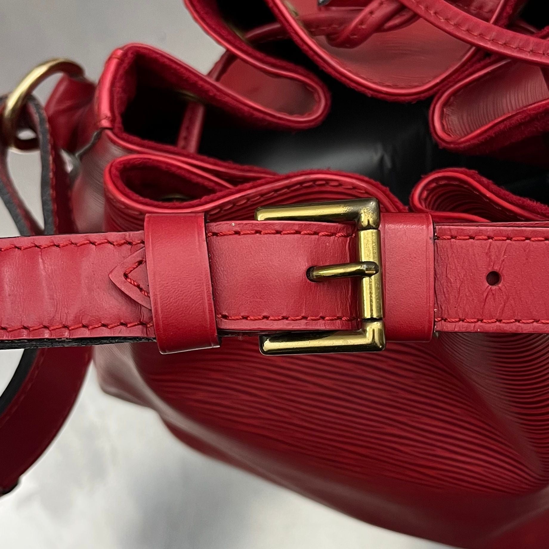 Louis Vuitton Sac Noé Petit Epi