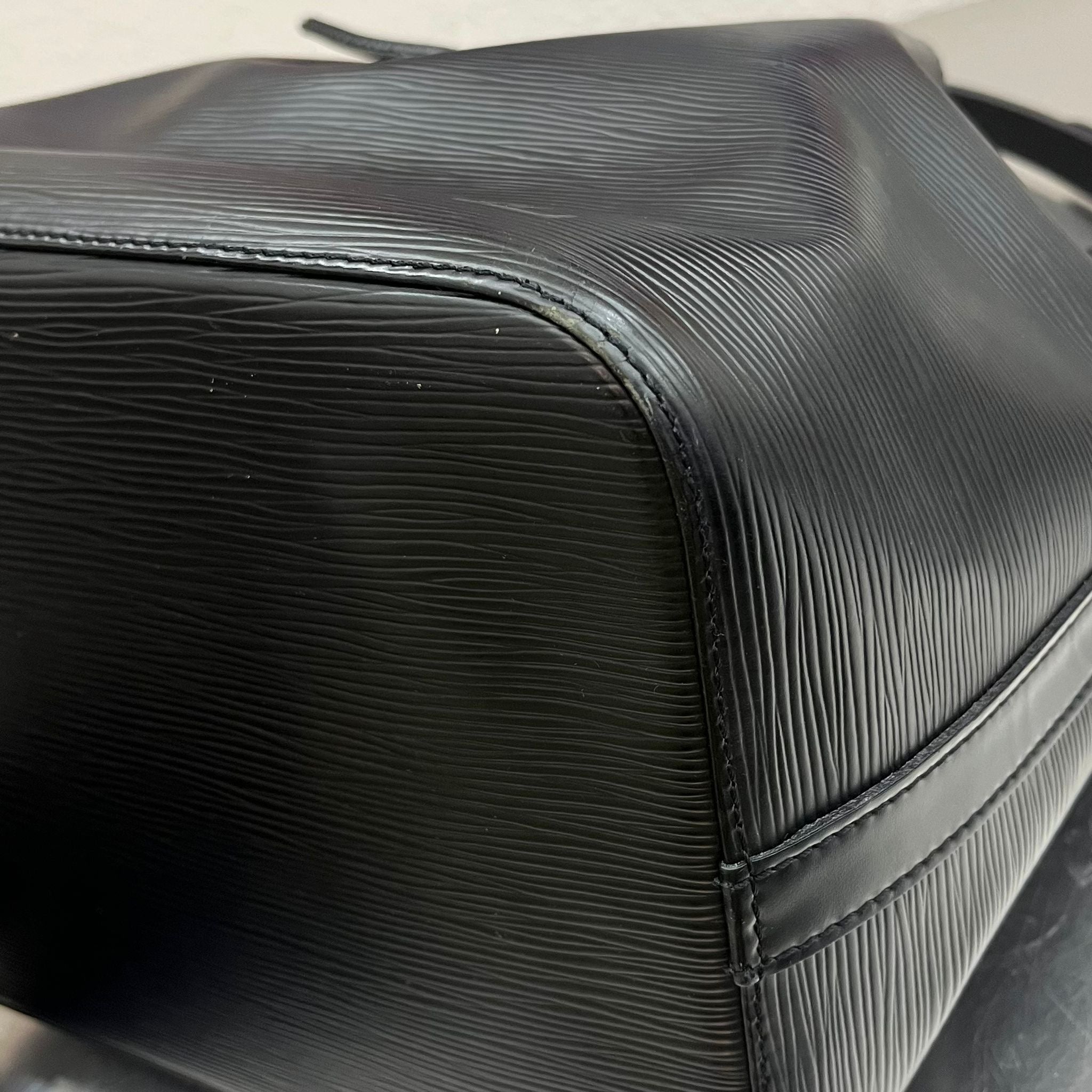 Louis Vuitton Sac Noè Petit Epi