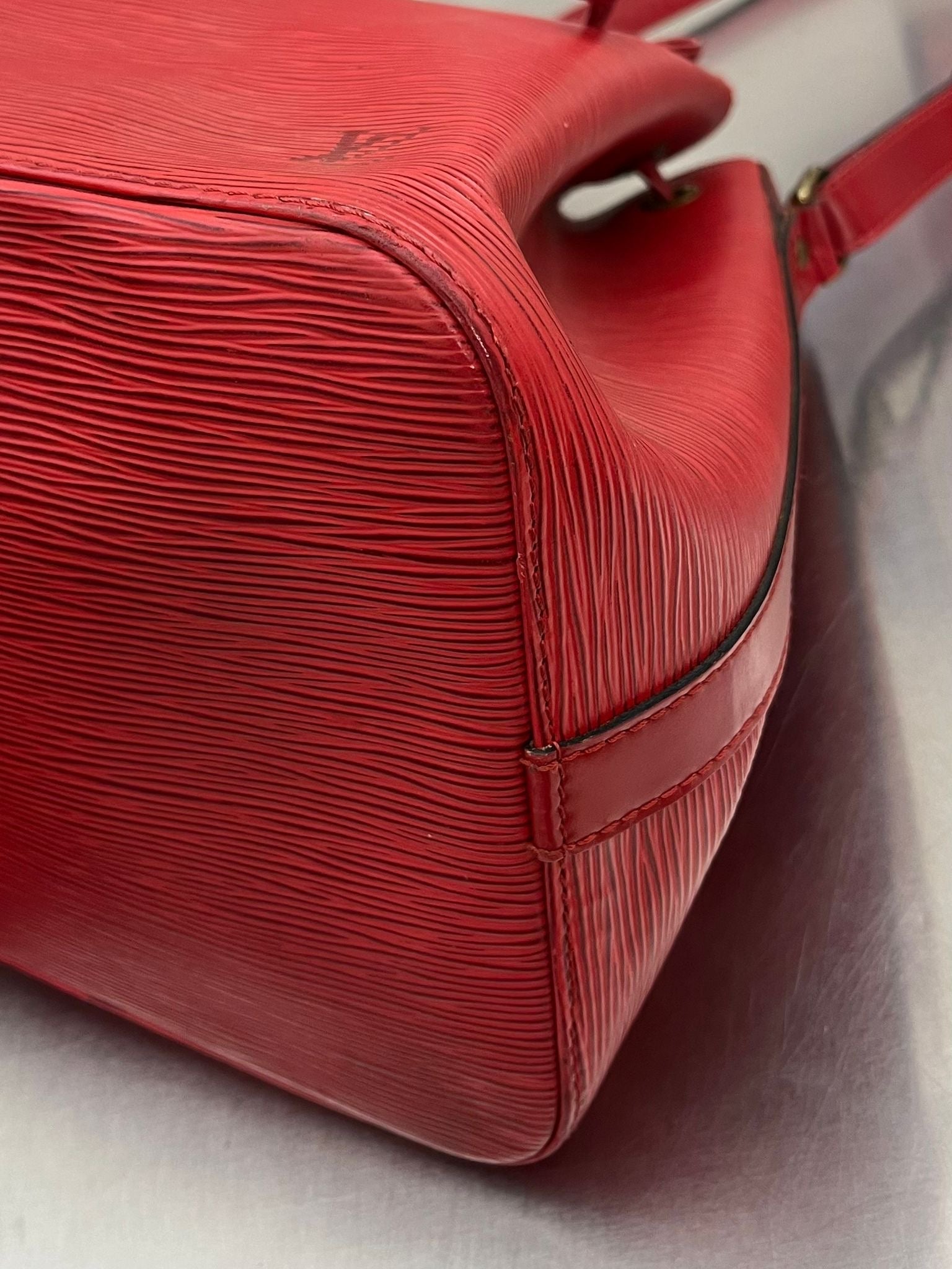 Louis Vuitton Sac Noé Petit EPI