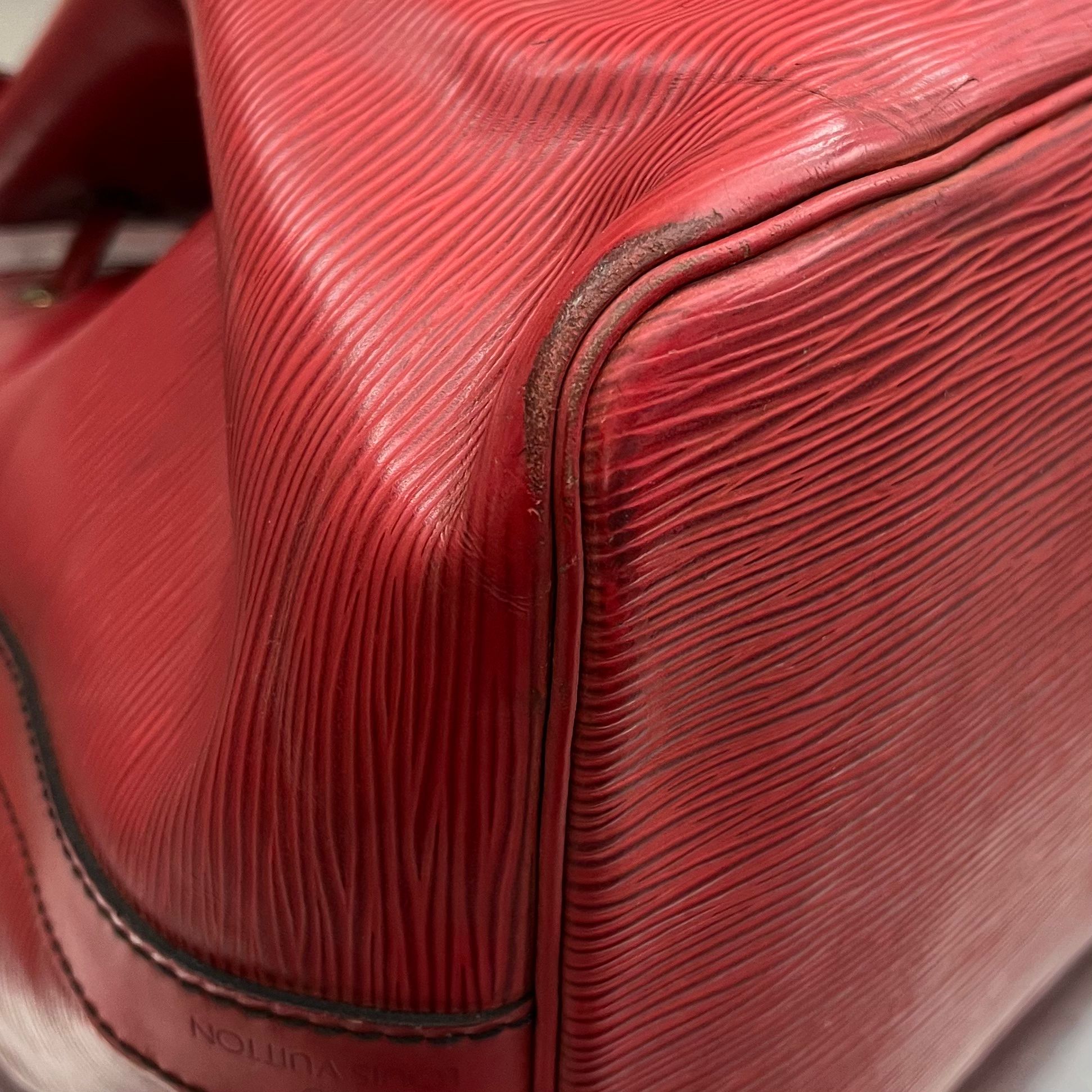 Louis Vuitton Sac Noé Petit Epi