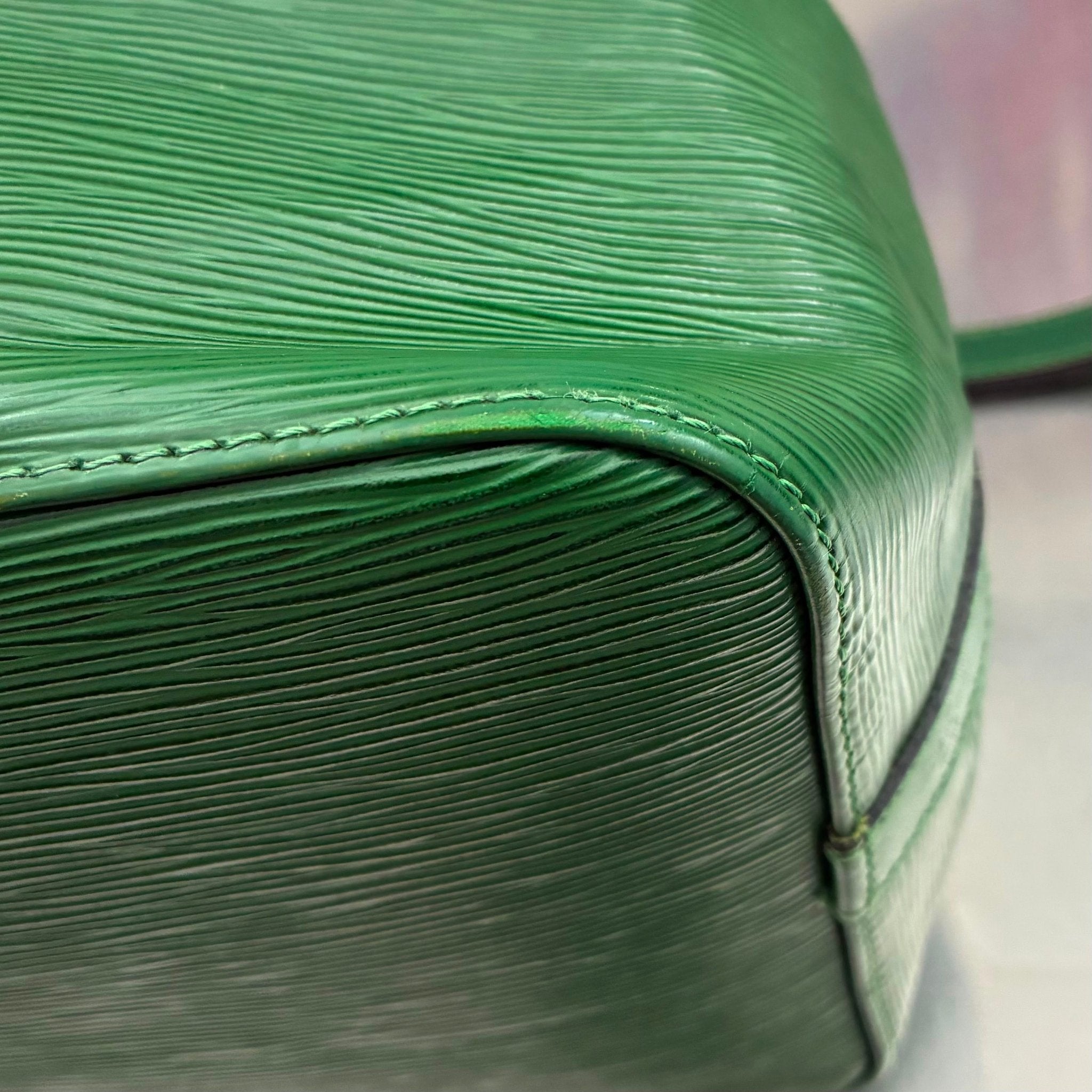 Louis Vuitton Sac Noé Petit Epi
