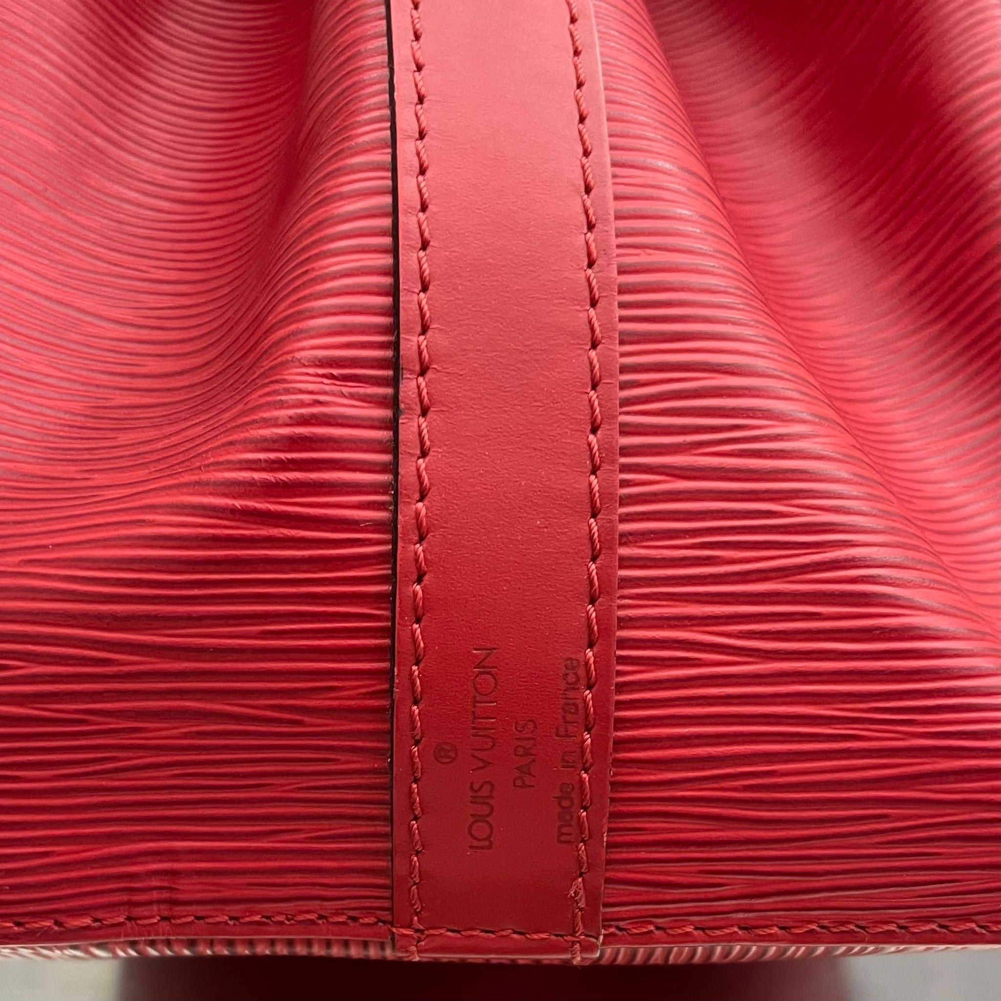 Louis Vuitton Sac Noé Petit Epi
