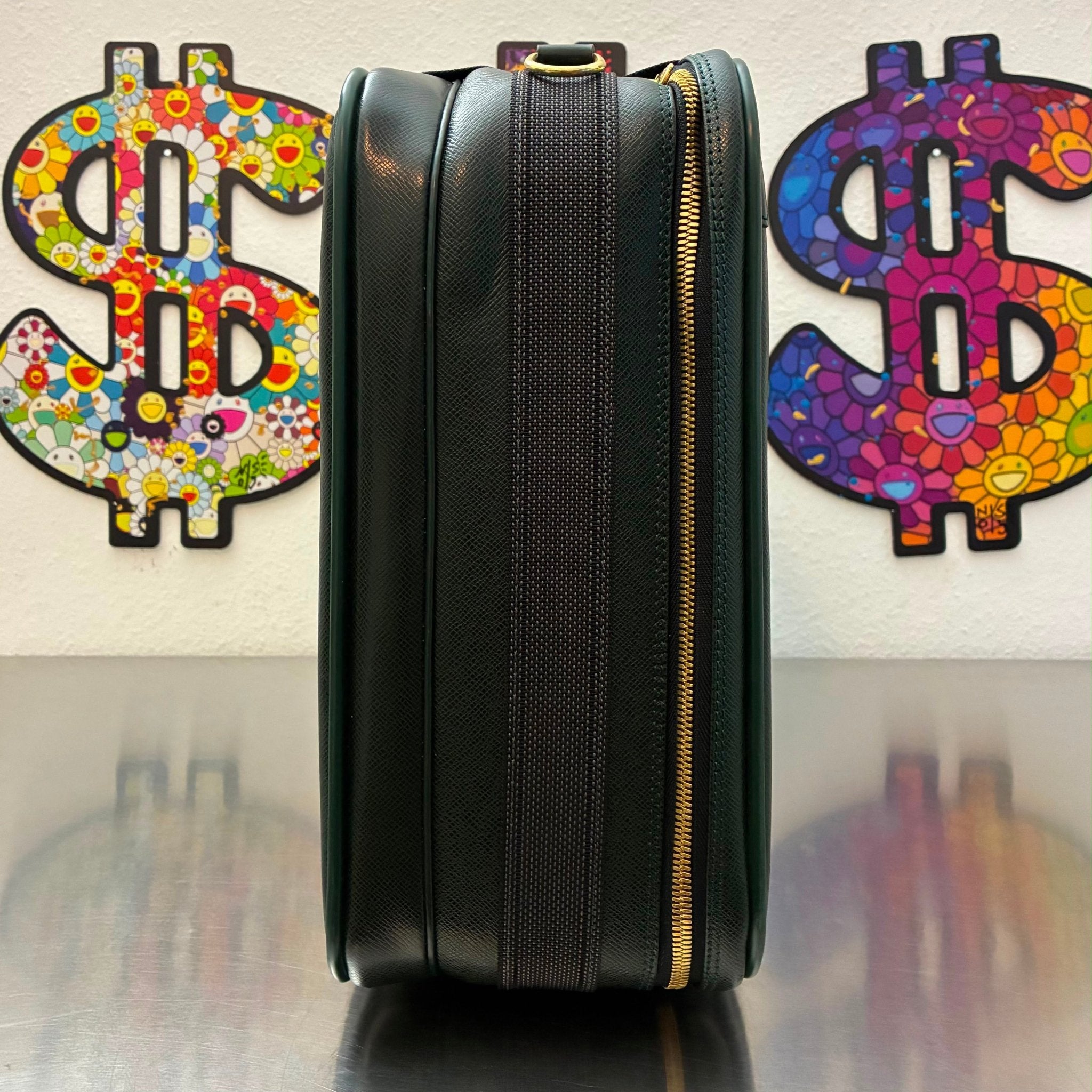 Louis Vuitton Satellite 53 Taiga