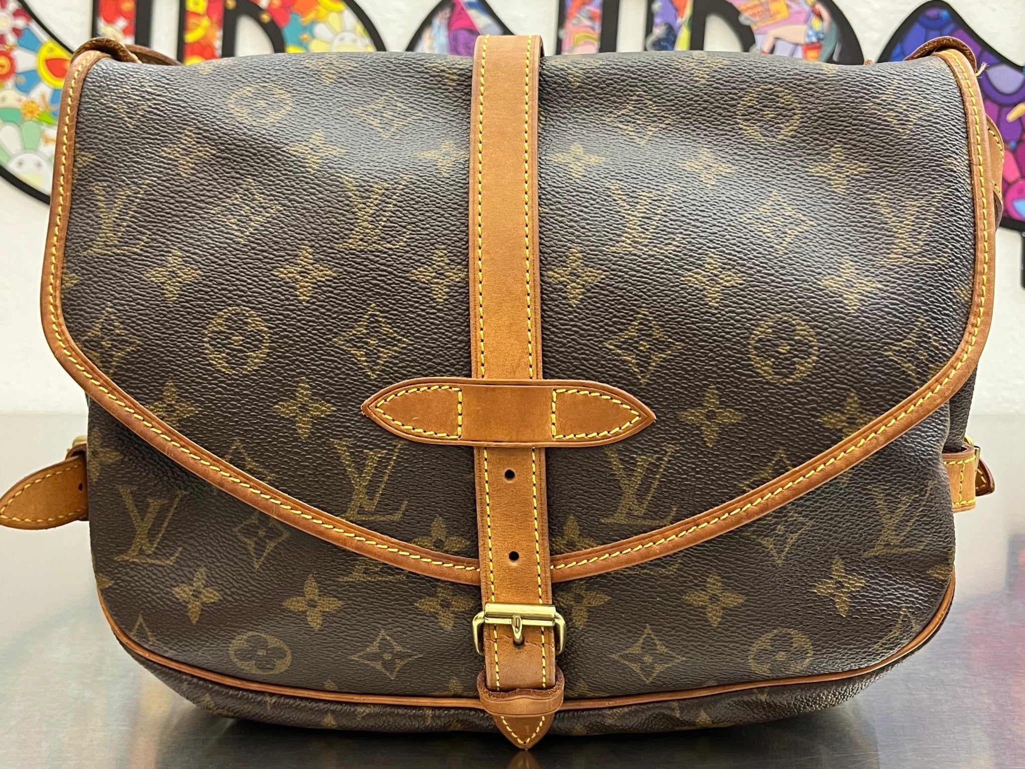 Louis Vuitton Saumur 30