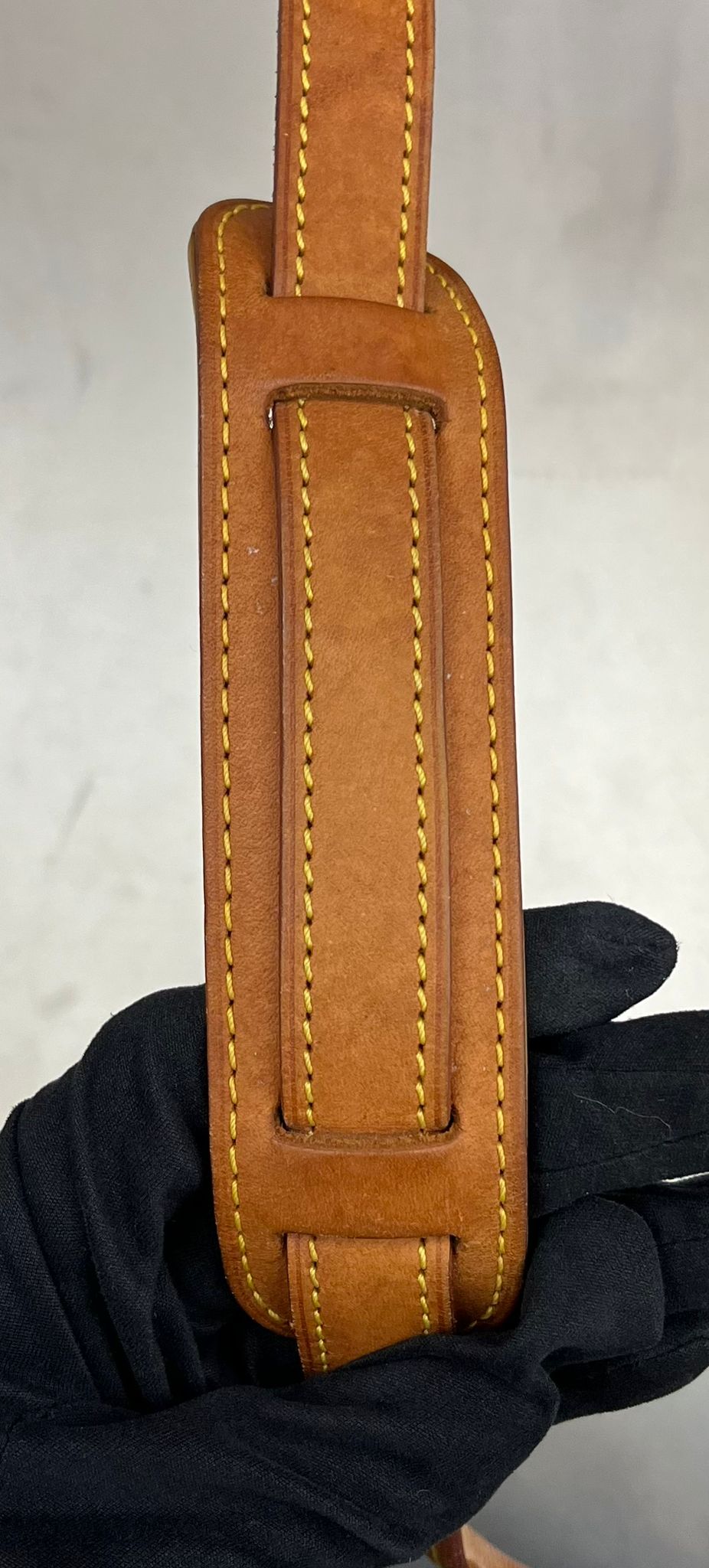 Louis Vuitton Saumur 30