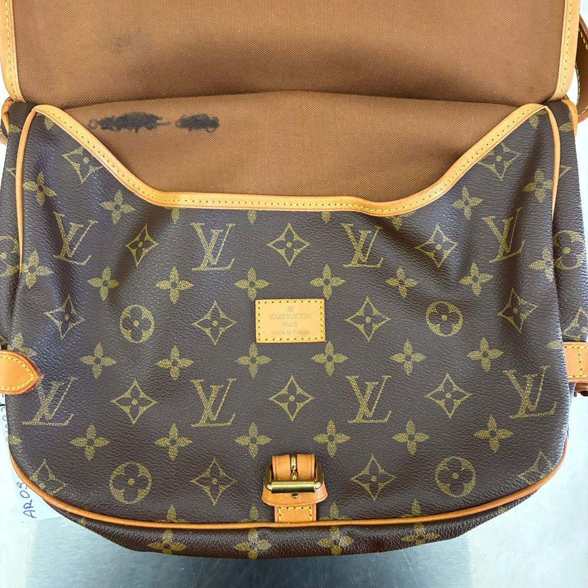 Louis Vuitton Saumur 30 Monogram