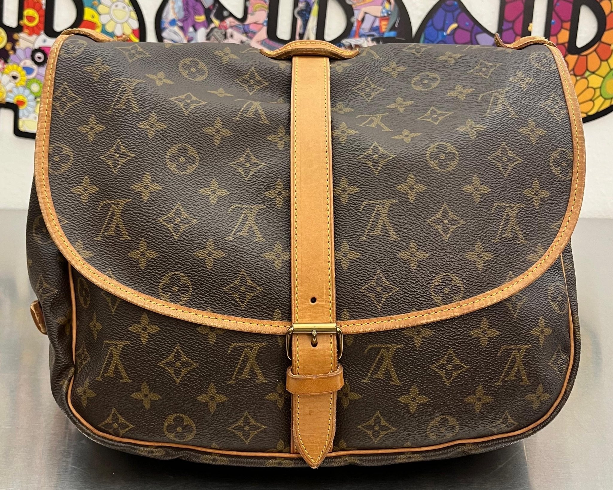 Louis Vuitton Saumur 35