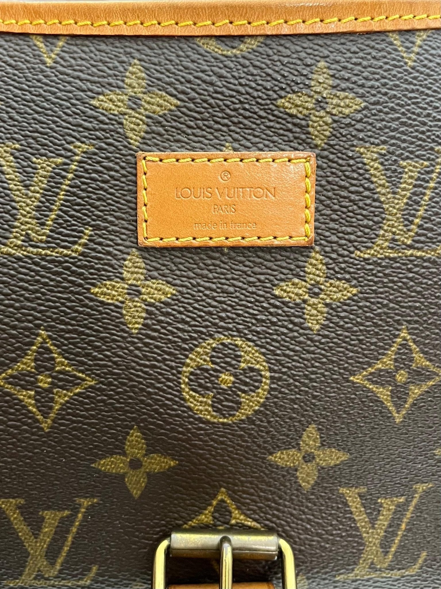 Louis Vuitton Saumur 35