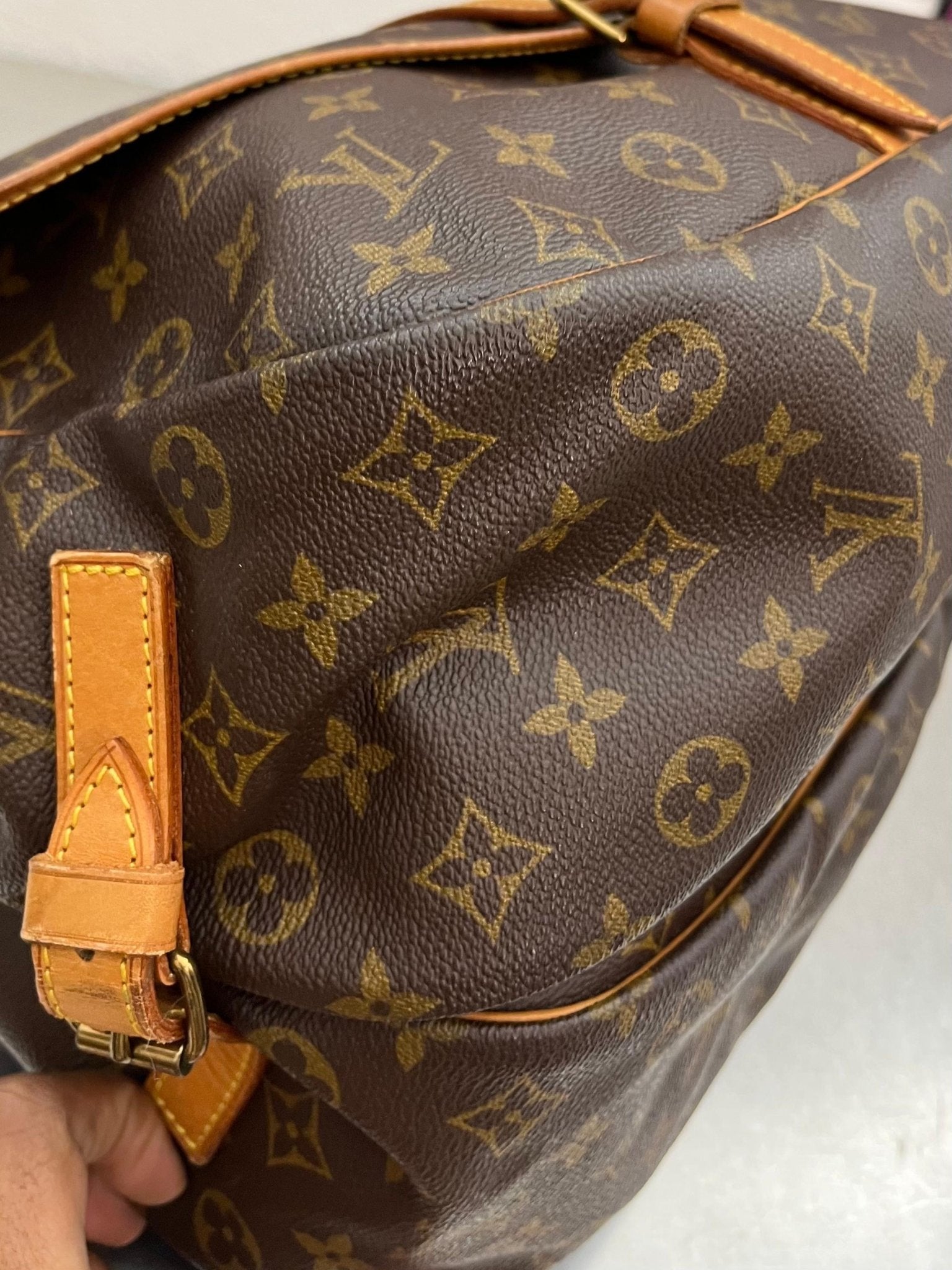 Louis Vuitton Saumur 35