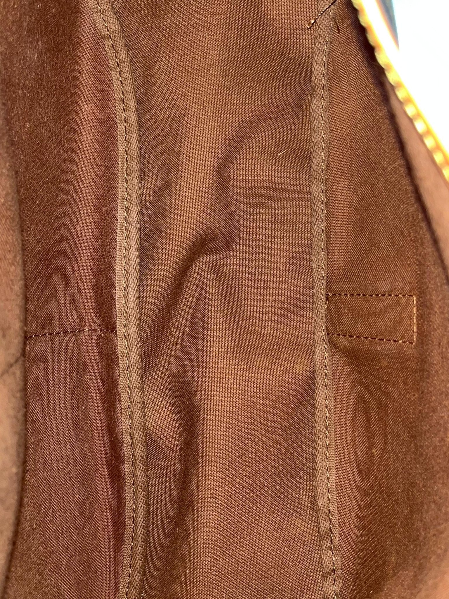 Louis Vuitton Saumur 35