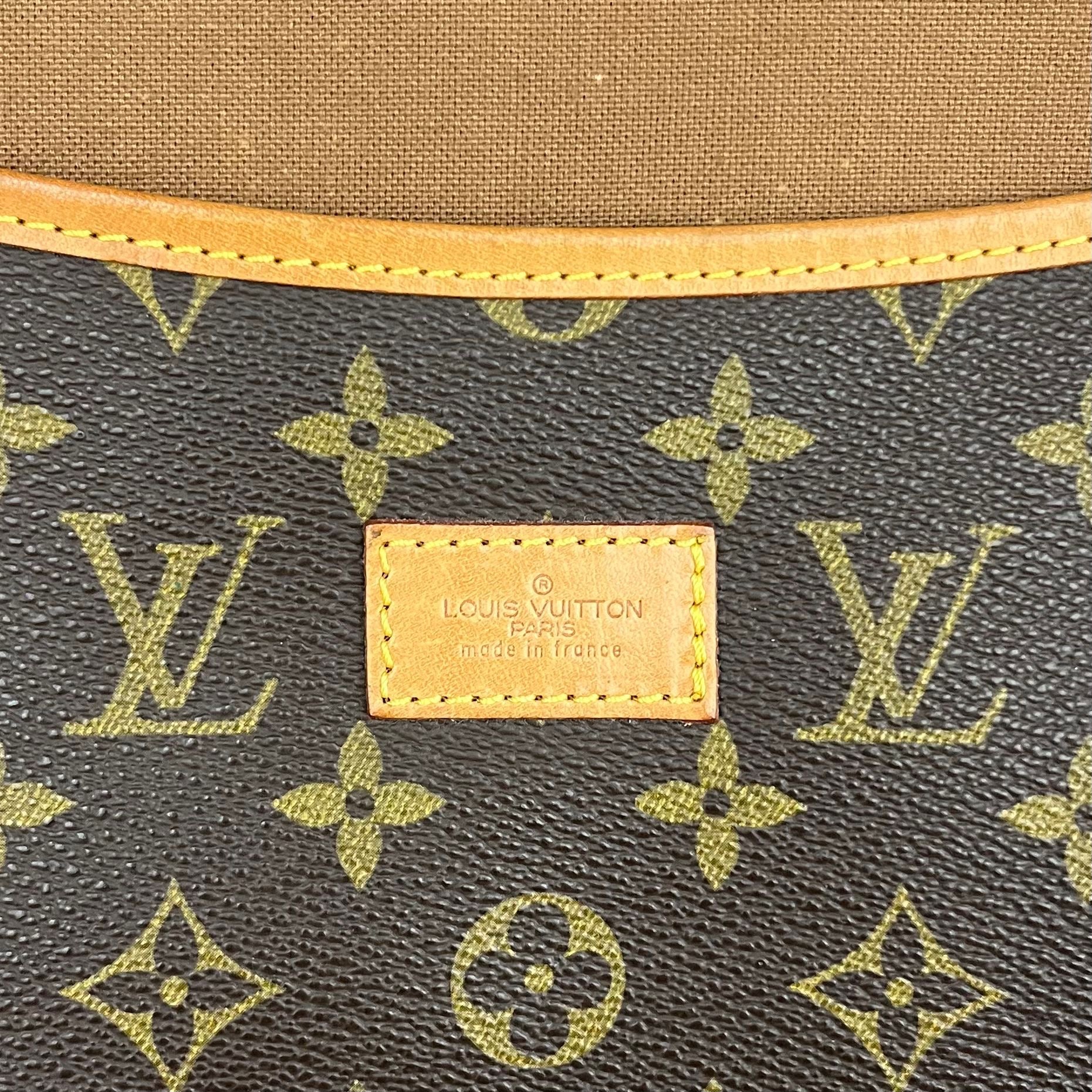 Louis Vuitton Saumur 35 Monogram von 1989