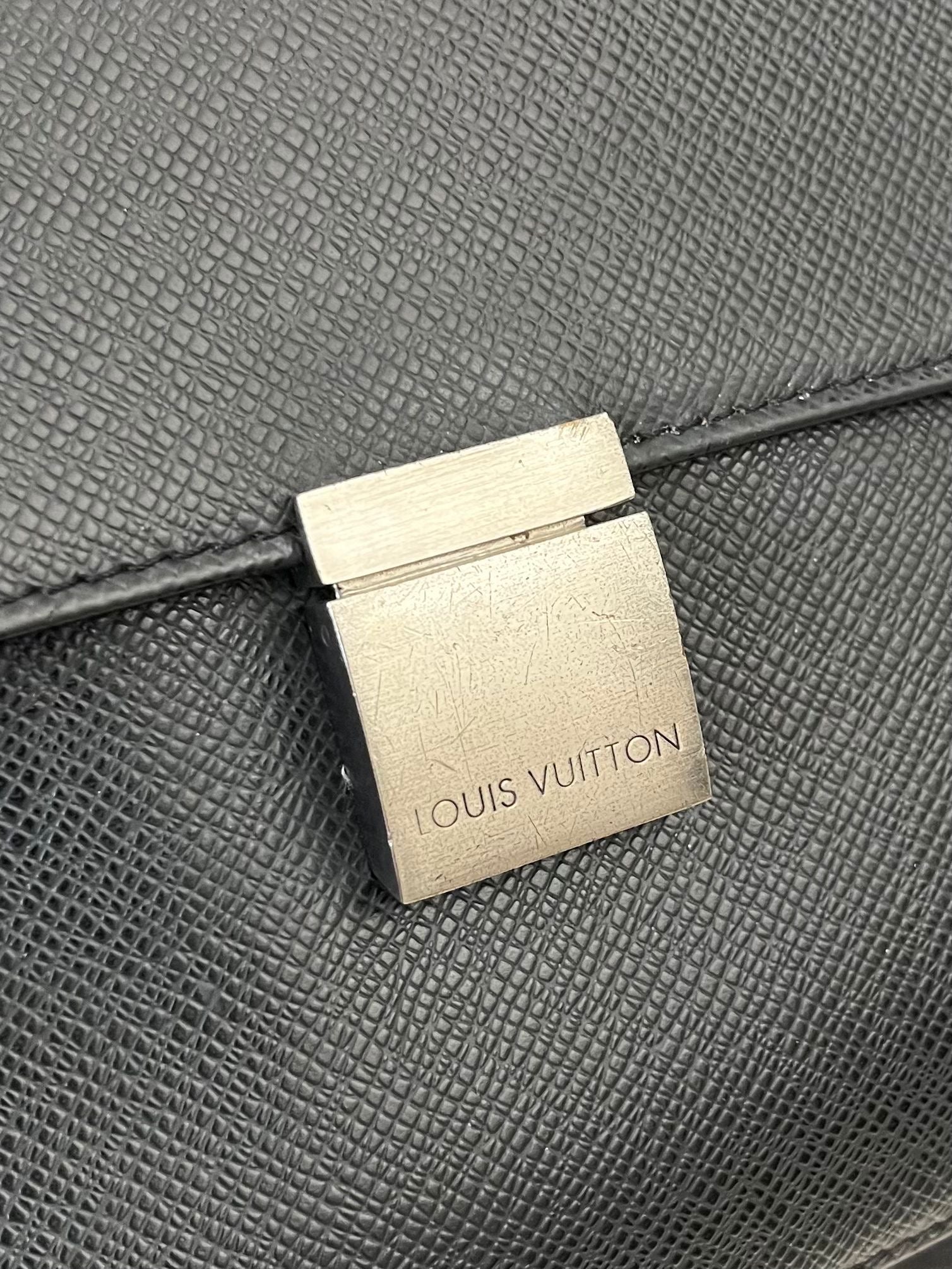 Louis Vuitton Selenga Taiga
