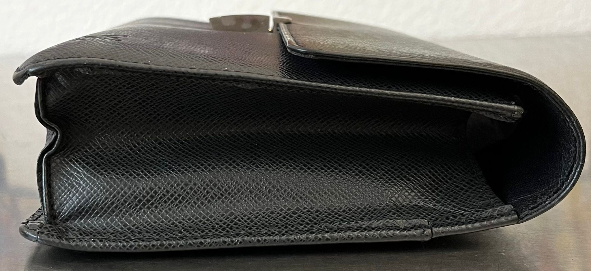 Louis Vuitton Selenga Taiga