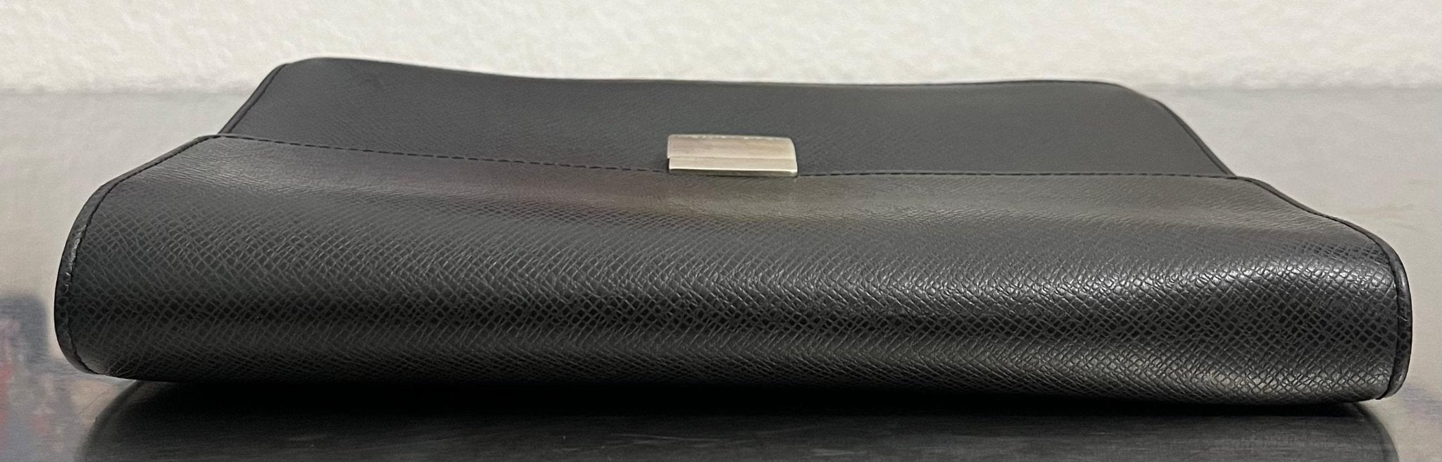Louis Vuitton Selenga Taiga