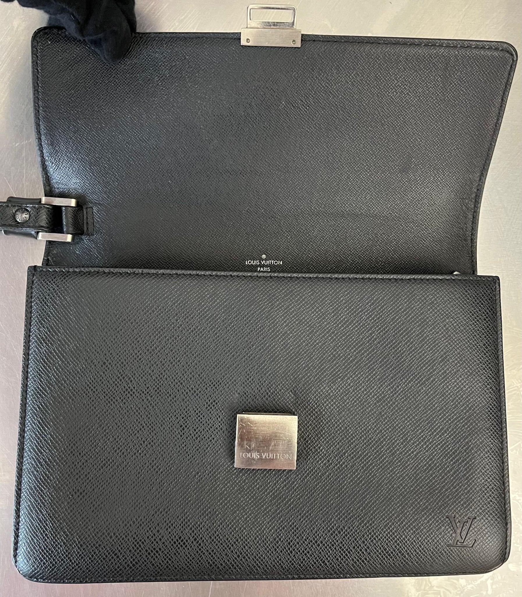 Louis Vuitton Selenga Taiga