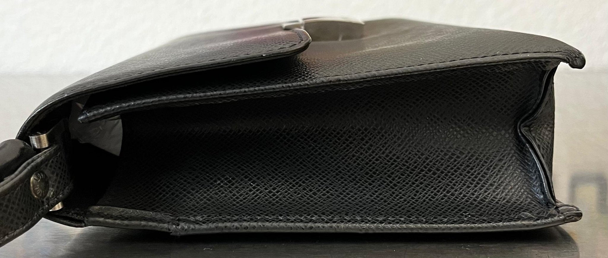 Louis Vuitton Selenga Taiga