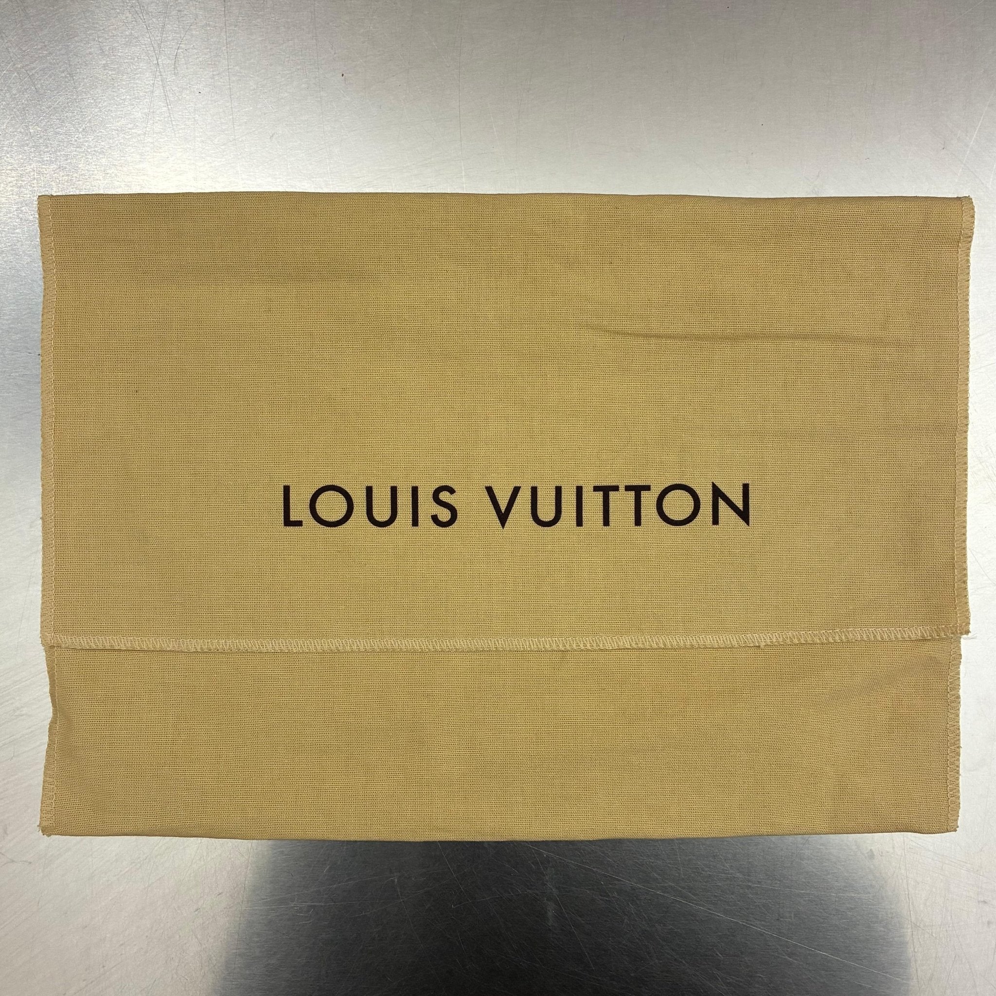 Louis Vuitton Selenga Taiga