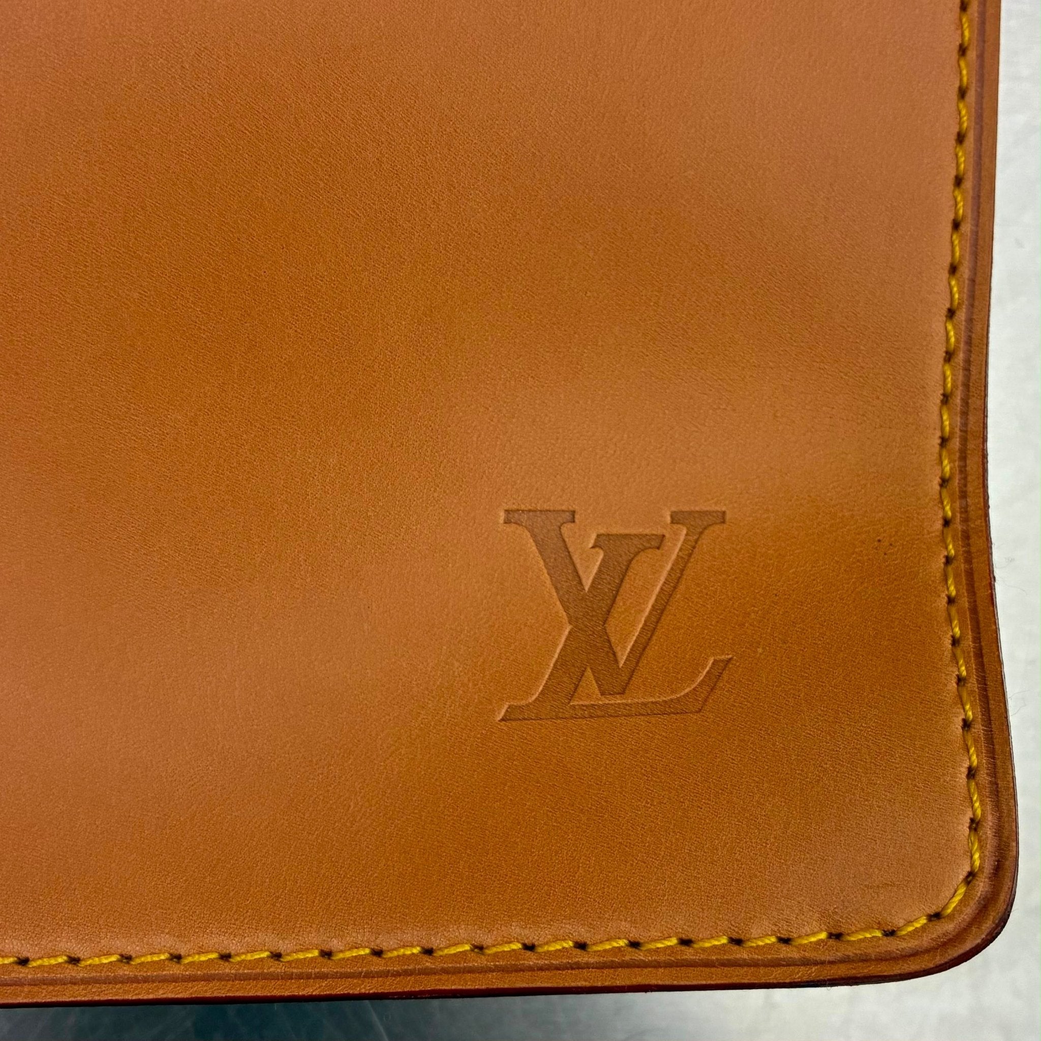 Louis Vuitton Serviette Kourad Nomade Nr. 147 / Japan 15th anniversary von 1993