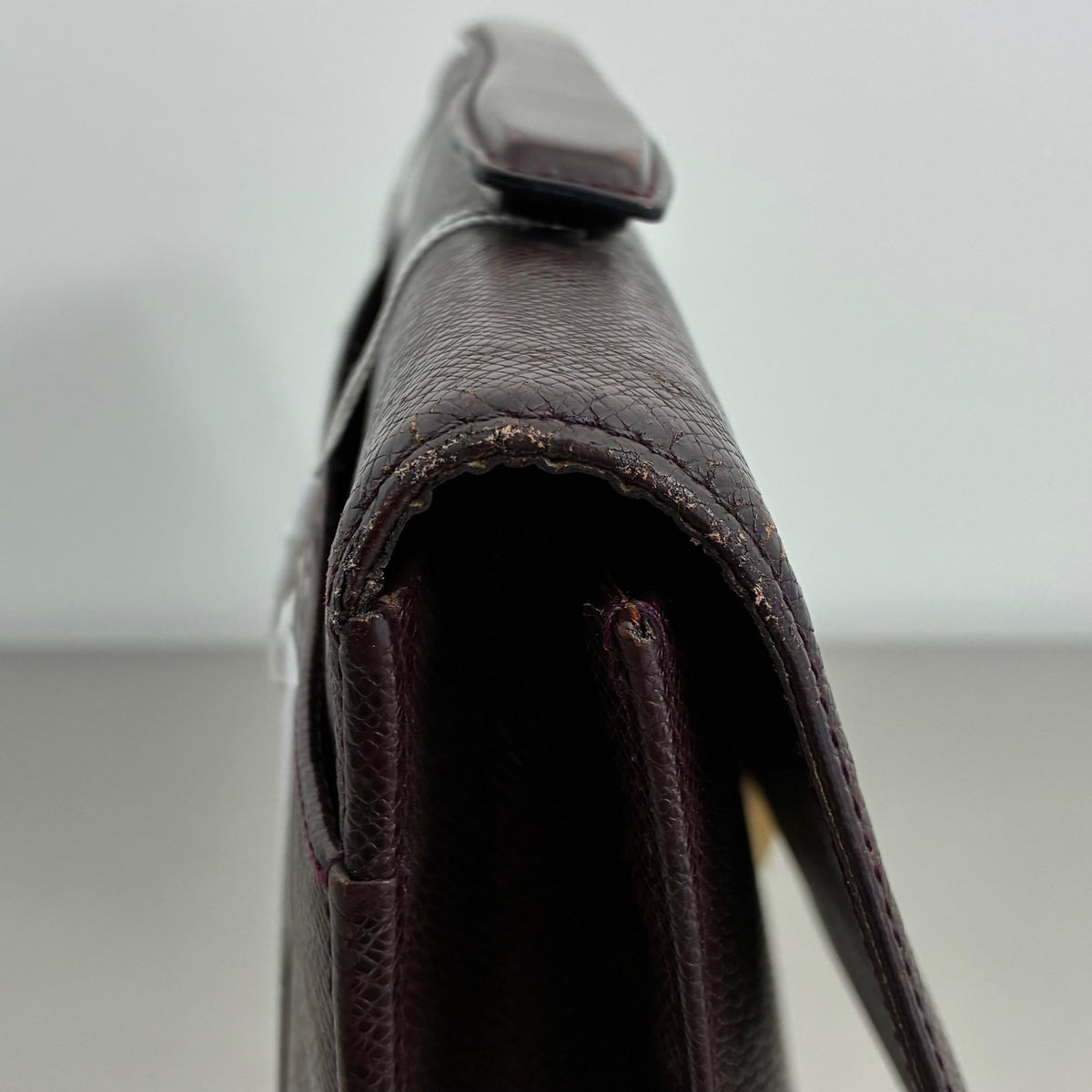 Louis Vuitton Serviette Kourad Taiga