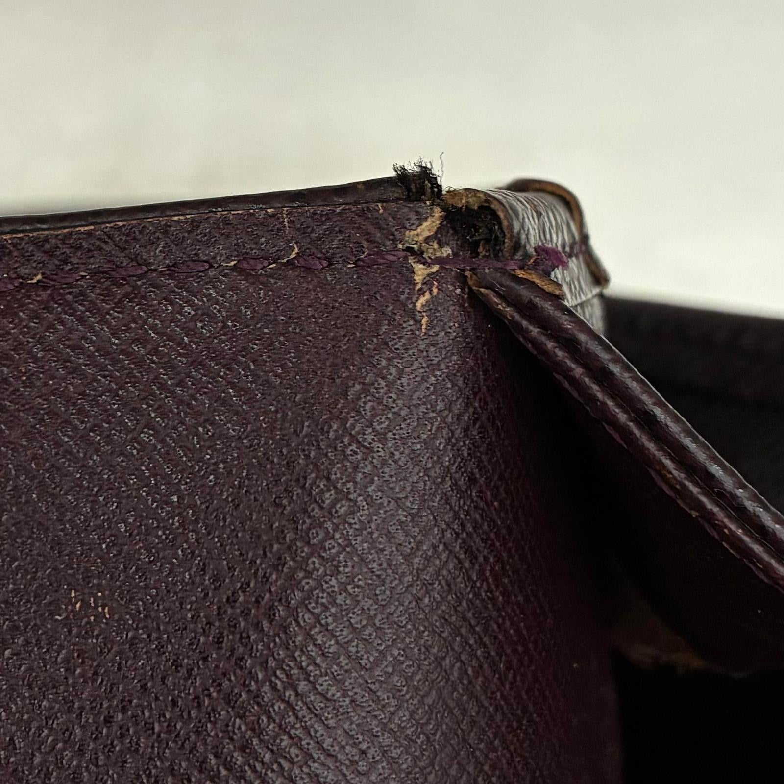 Louis Vuitton Serviette Kourad Taiga