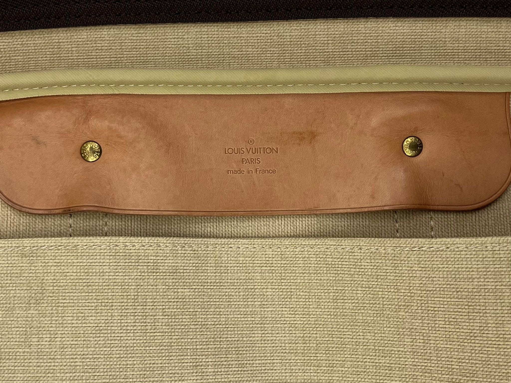 Louis Vuitton Sirius 45