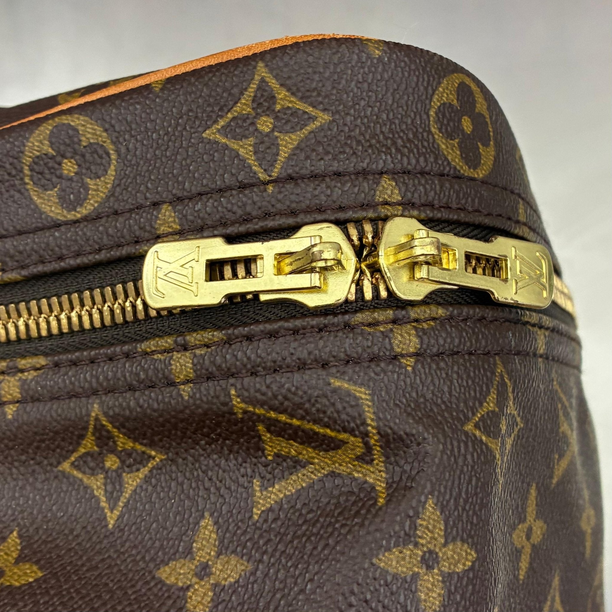 Louis Vuitton Sirius 55 Monogram