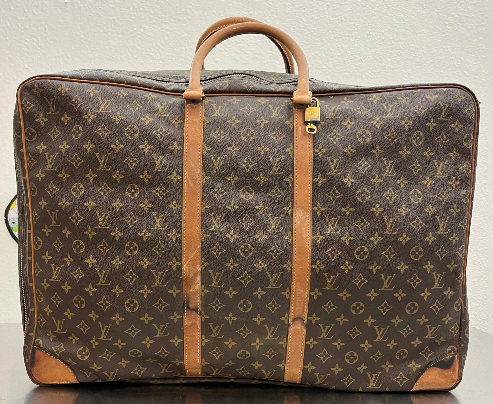 Louis Vuitton Sirius 65
