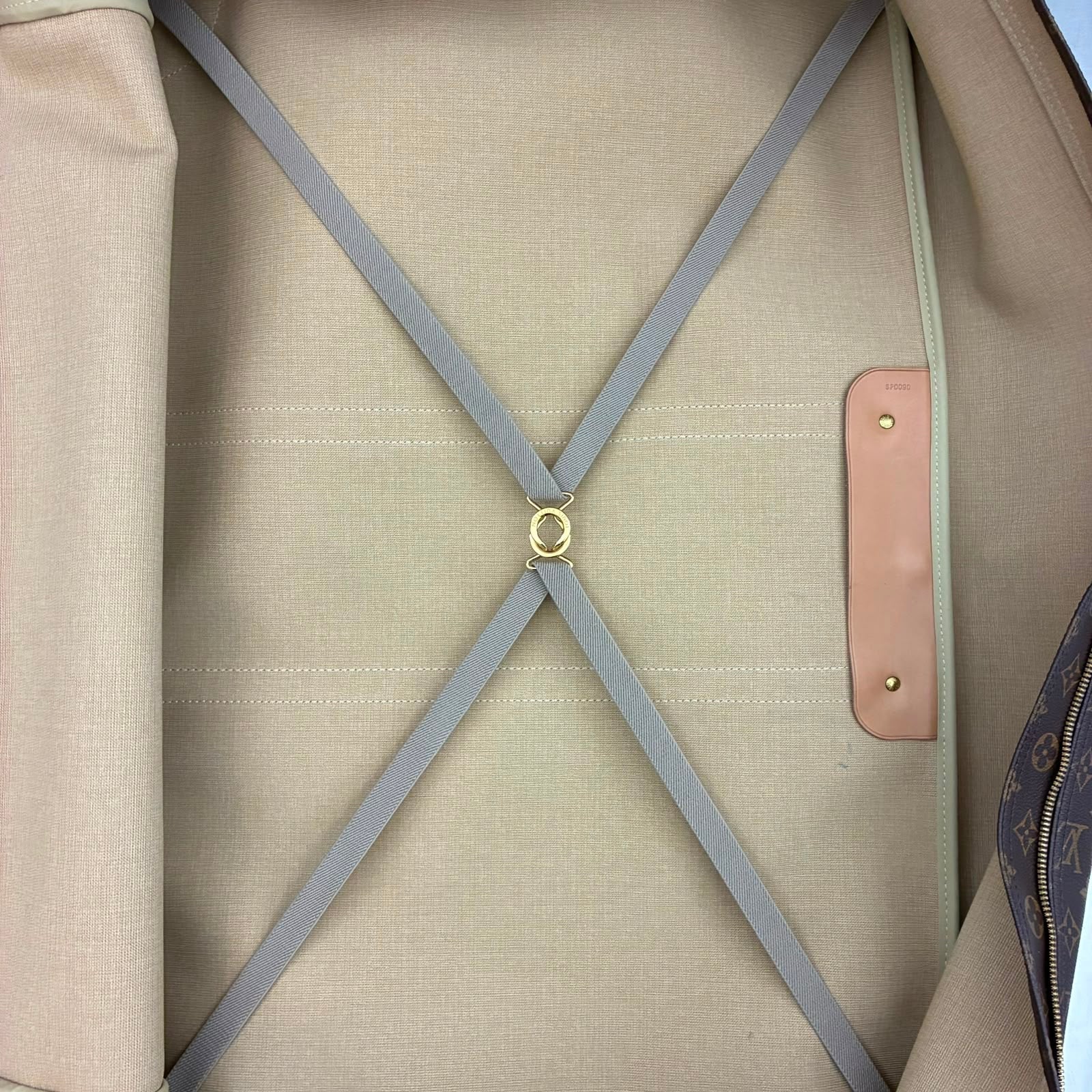 Louis Vuitton Sirius 70 Monogram