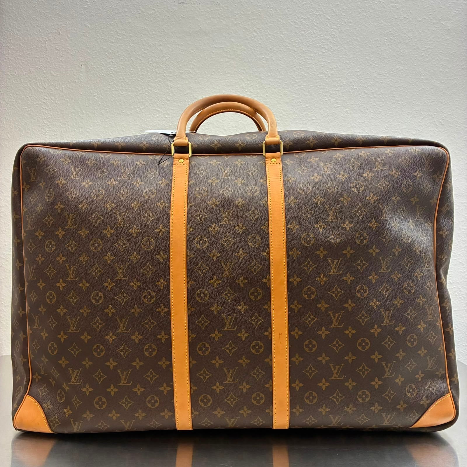 Louis Vuitton Sirius 70 Monogram