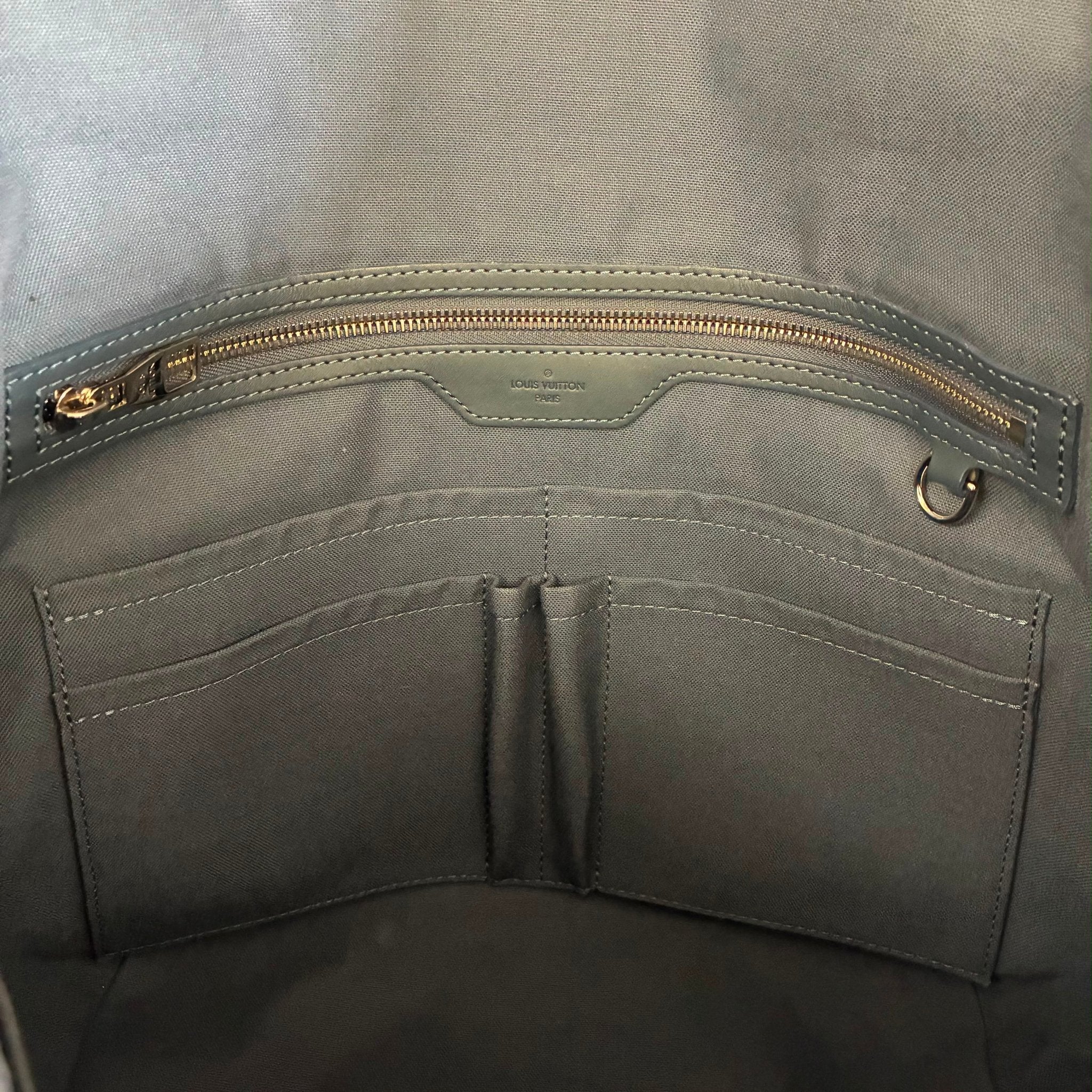 Louis Vuitton Sprinter Messenger Damier Ebene