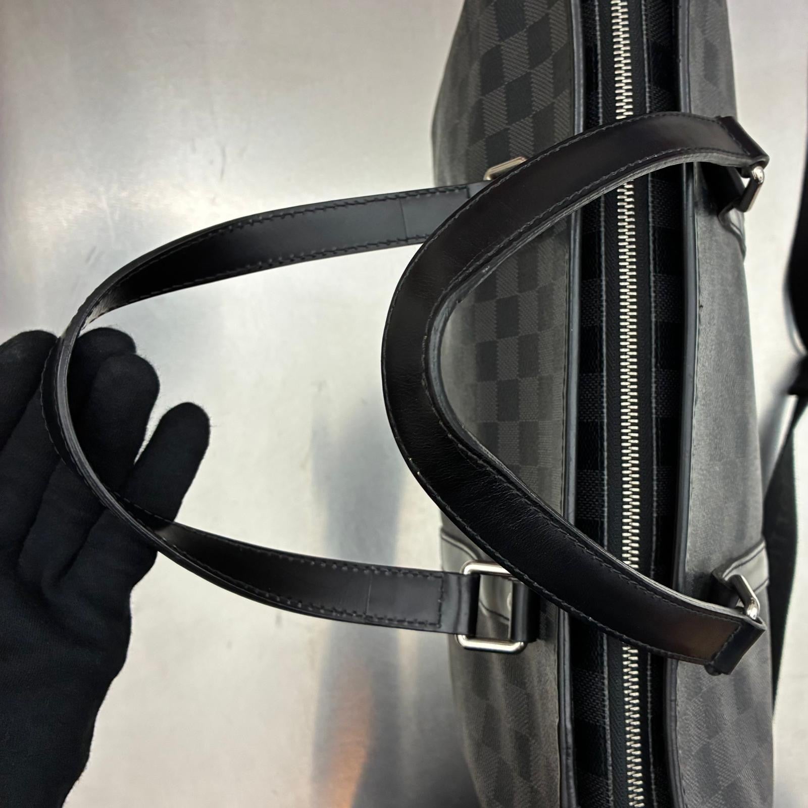 Louis Vuitton Tadao Damier Graphit