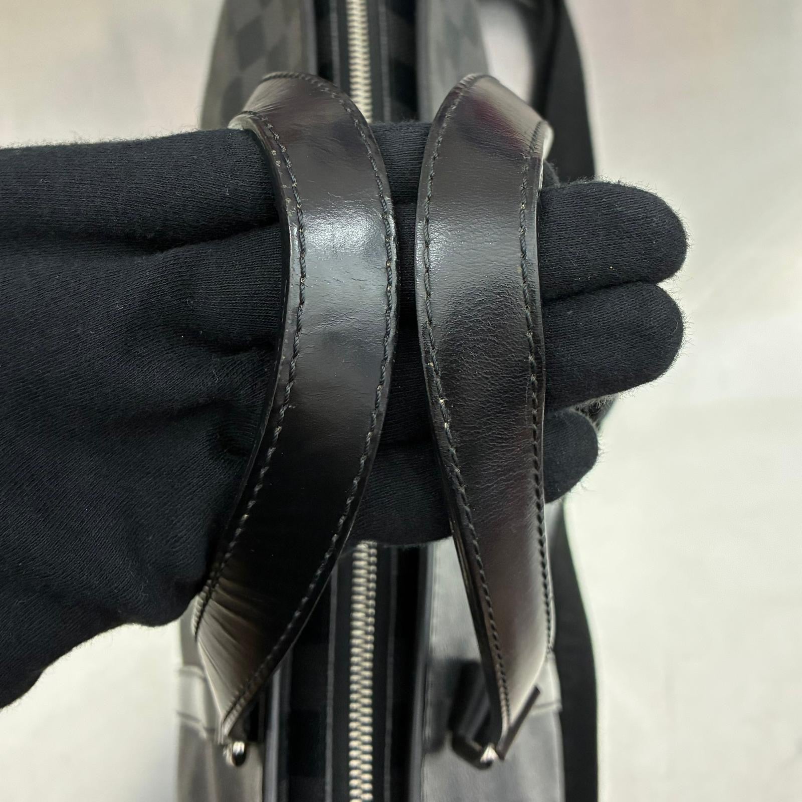 Louis Vuitton Tadao Damier Graphit