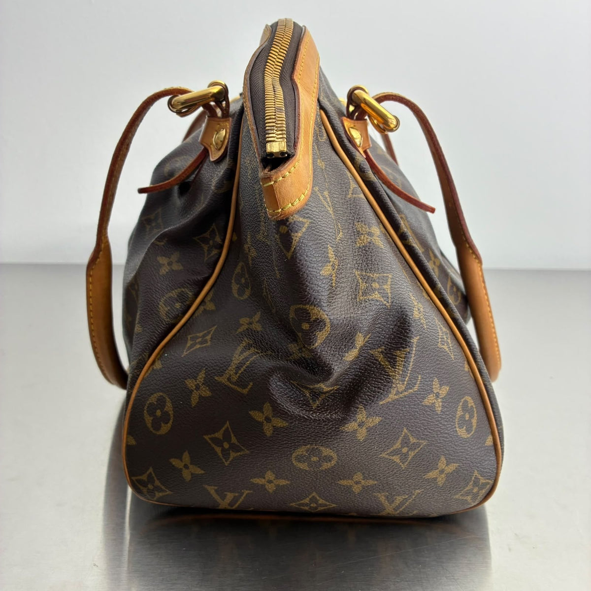 Louis Vuitton Tivoli GM Monogram