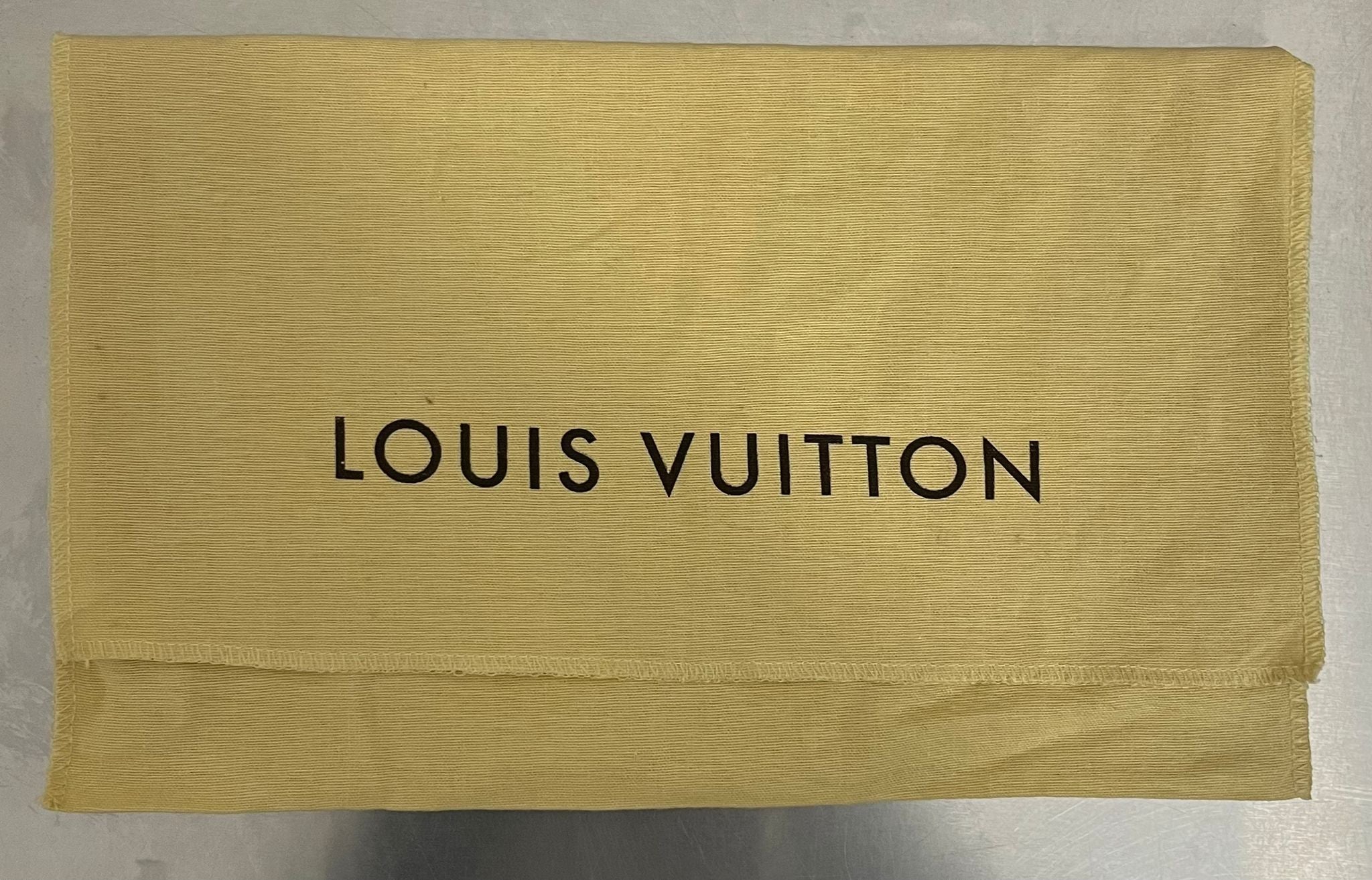 Louis Vuitton Trousse Make - up