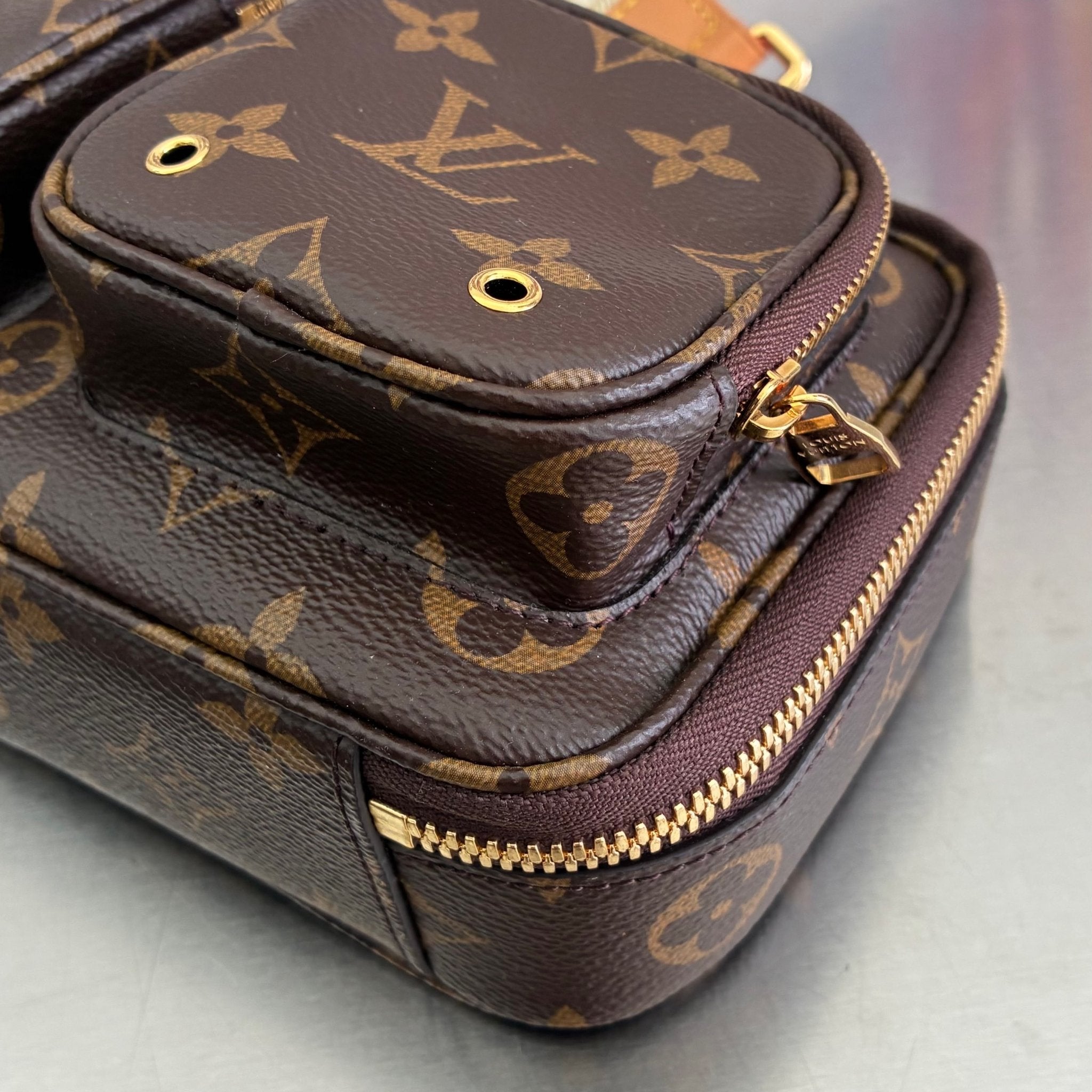 Louis Vuitton Utility Crossbody Monogram
