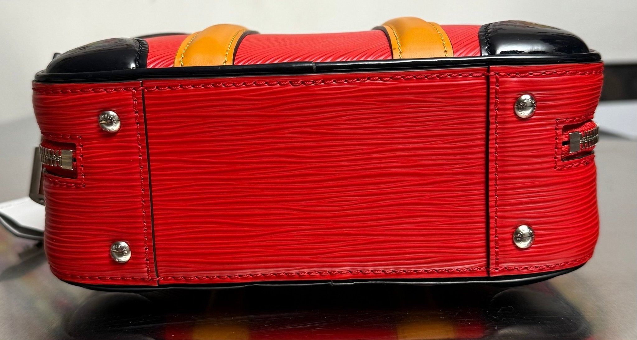 Louis Vuitton Valisette BB