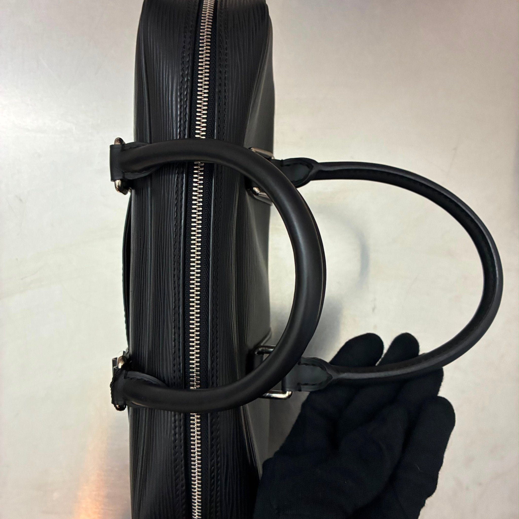 Louis Vuitton Vivienne Long Bag Epi