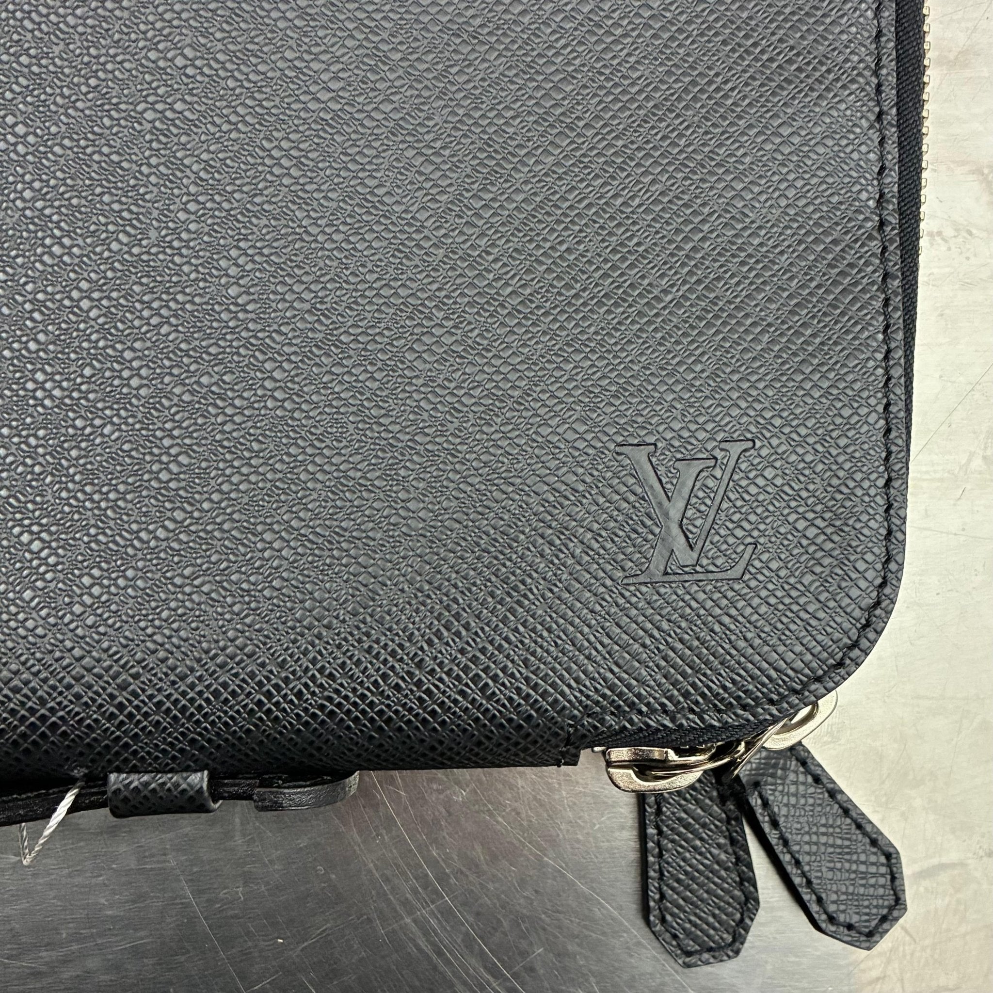 Louis Vuitton Vladimir Taiga